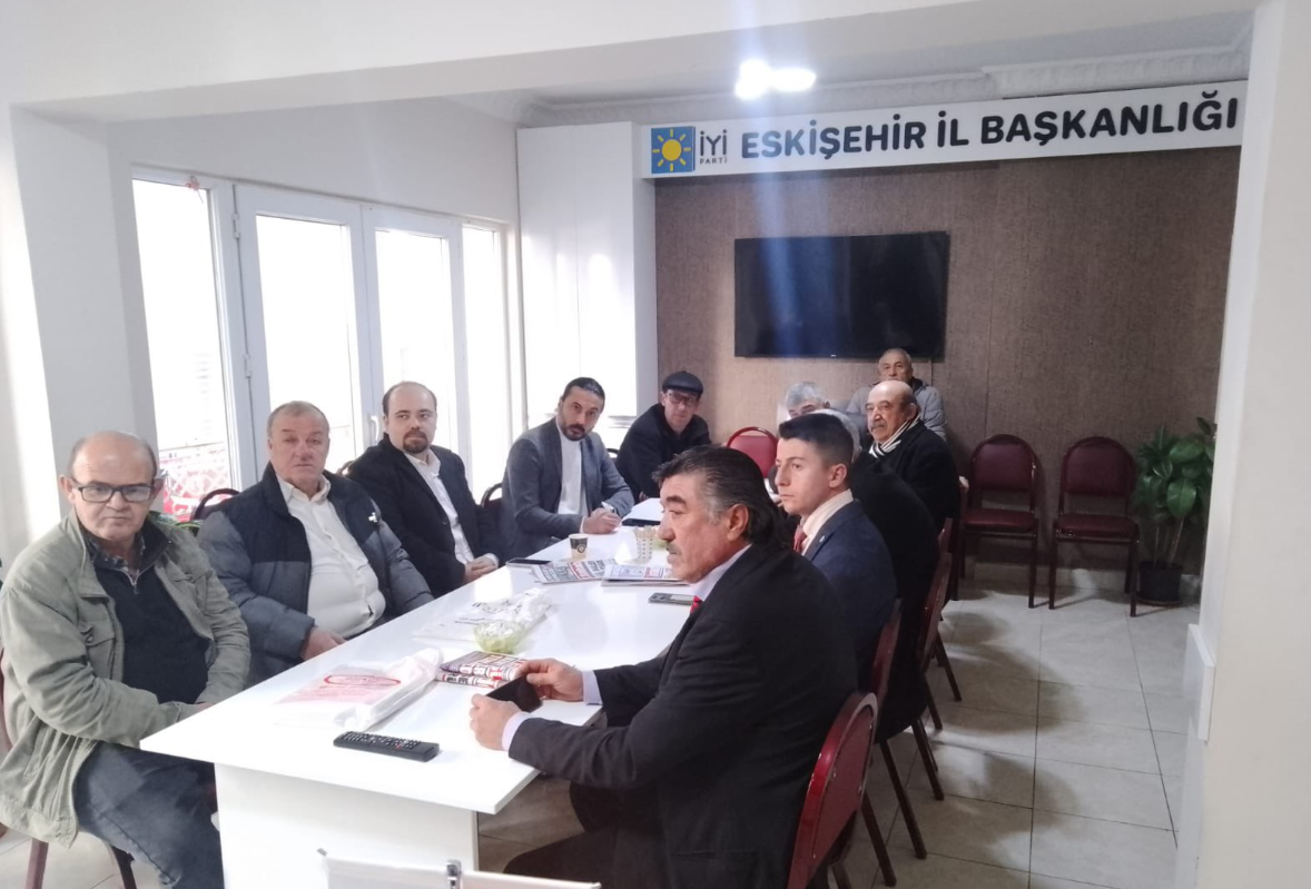 İyi̇ Parti Eskişehir Ocak Ayı Toplantısı Gerçekleştirdi (1)