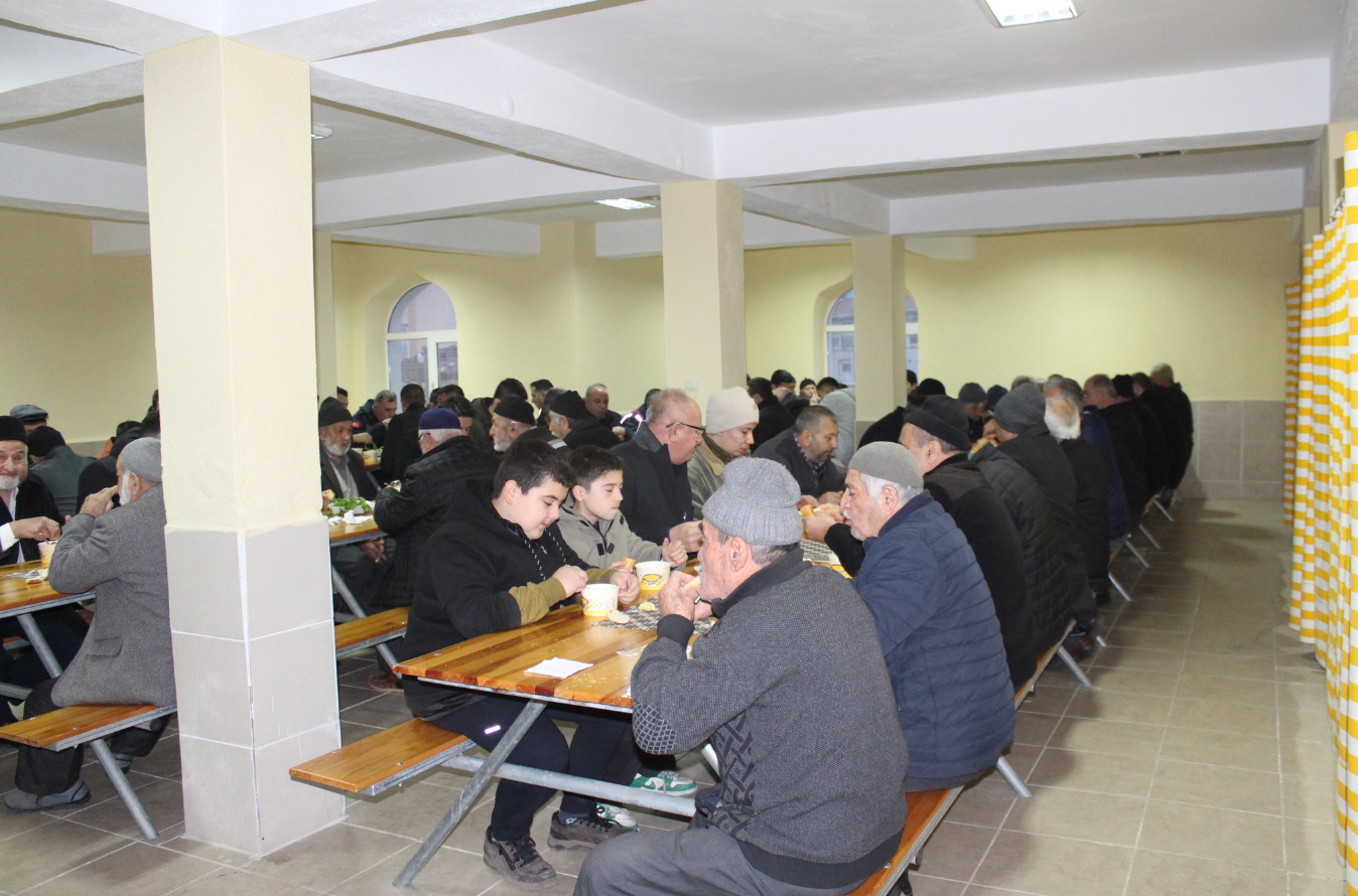 Kaymakam Orhan Ve Başkan Dönmez, Vatandaşlarla Bir Araya Geldi (2)