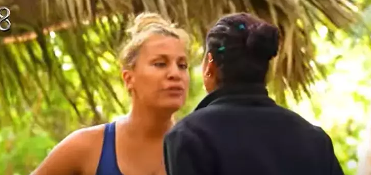 Survivor'da Kavga Çıktı! Fenalaşıp, Yere Yattı (2)