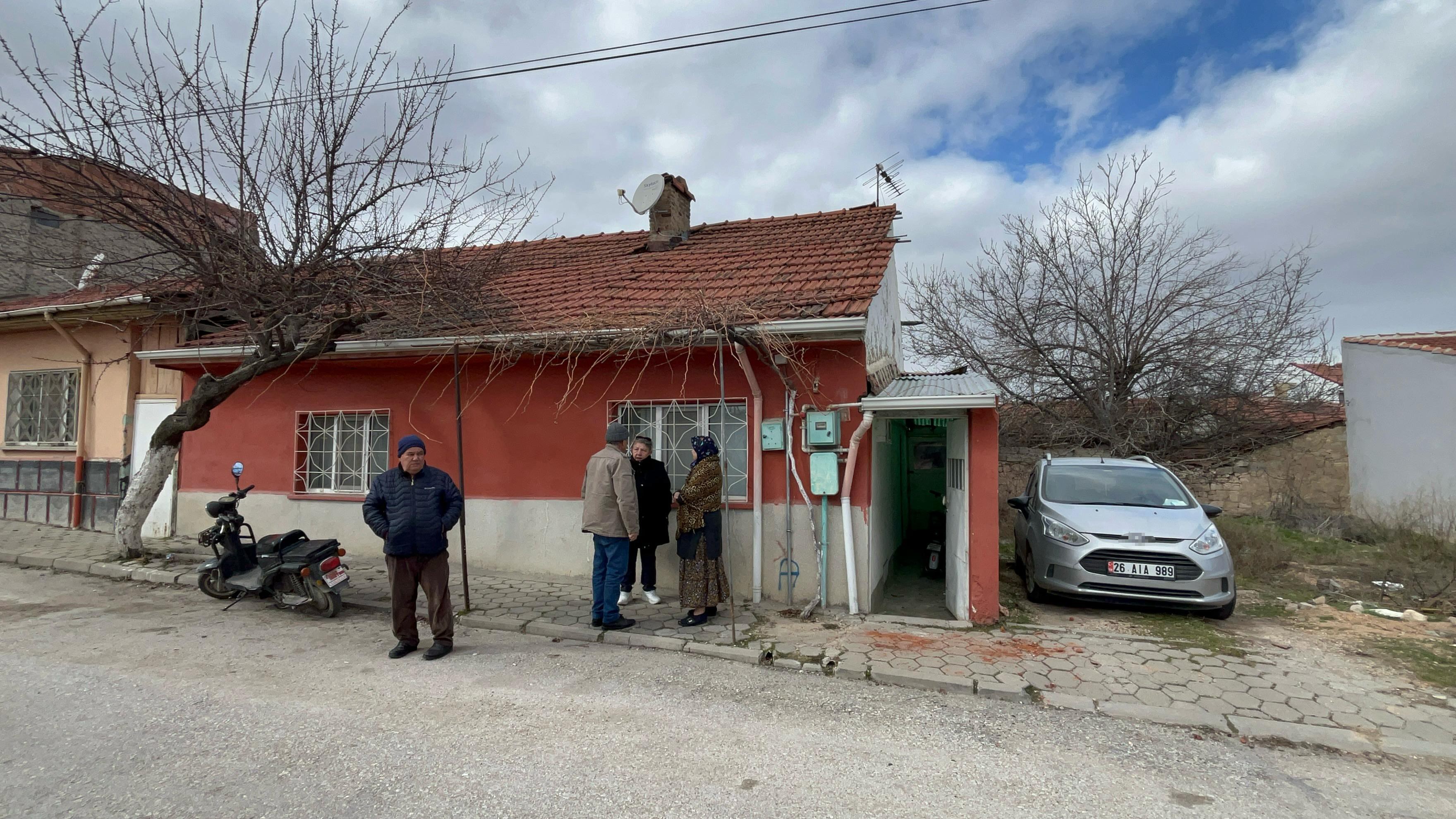 eskişehirde yaşlı adamı fareler yedi