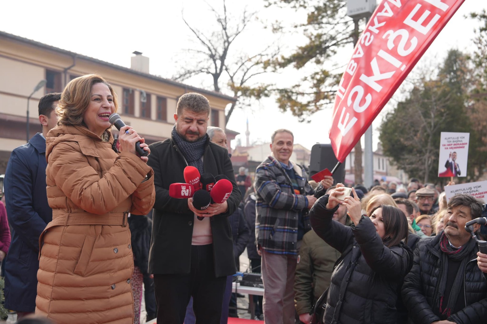 Chp Eskişehir’den Iktidara Kırmızı Kart Gösterdi, Erken Seçim Çağrısı Yaptı (1)