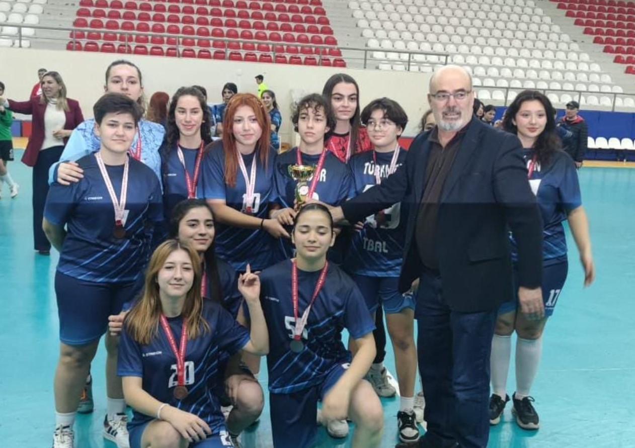 Eskişehir'de Genç Futsalcıların Rekabeti Sonuçlandı (3)