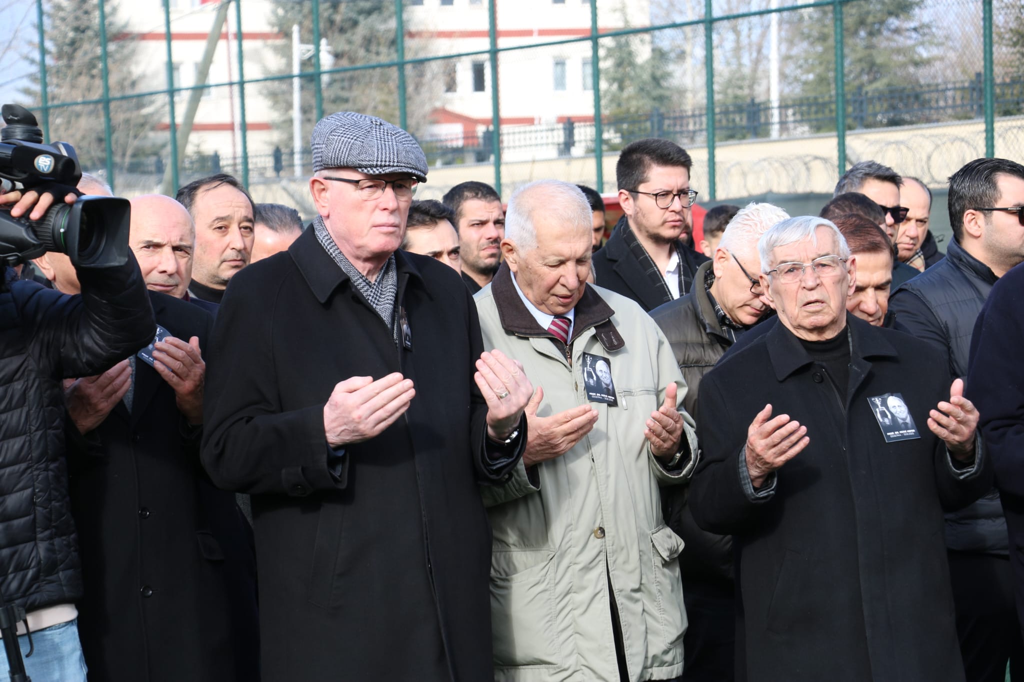 Eskişehirspor, Efsane Futbolcusu Için Tesislerde Veda Töreni Düzenledi (4)