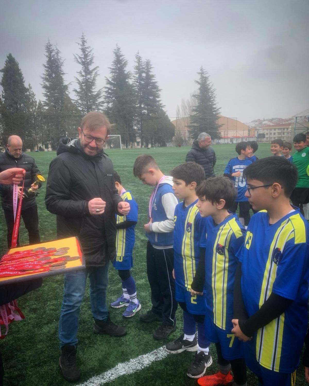 Küçükler Futbolun Şampiyonu, Mehmet Akif Ersoy Ortaokulu (1)