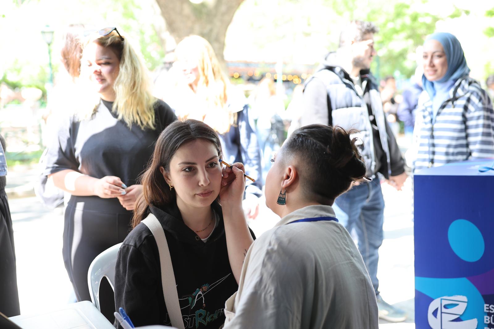 19 Mayis Coşkusu Sokak Şenli̇ği̇yle Taçlandi (21)