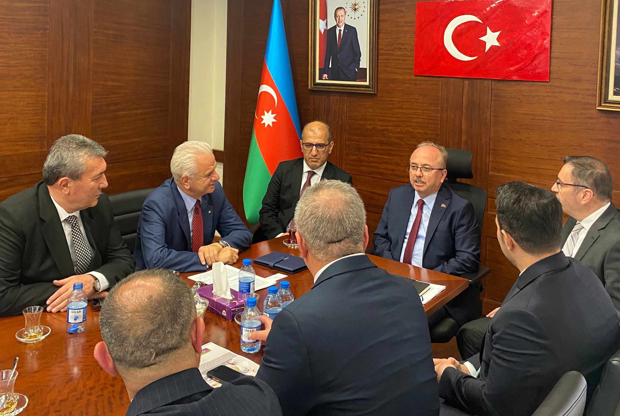 Azerbaycan Büyükelçi̇si̇ Bi̇rol Akgün (1)