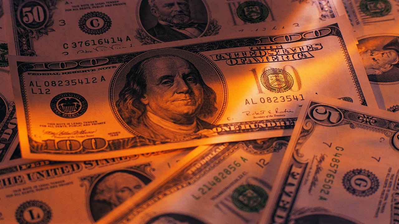 Dolar 28-4