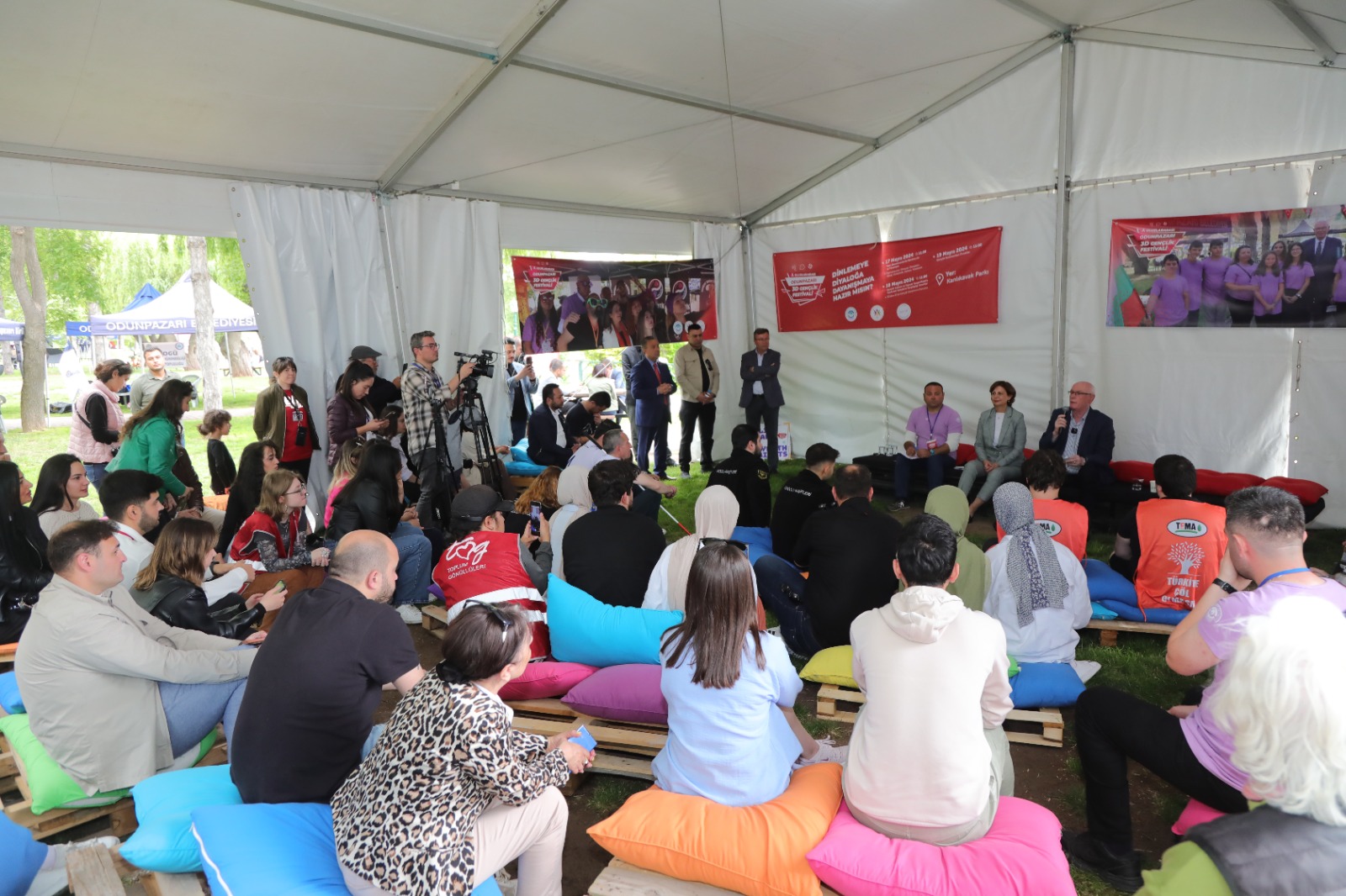 Eskişehir, Gençliğin 3D’siyle Buluşuyor Dinleme, Diyalog, Dayanışma (4)