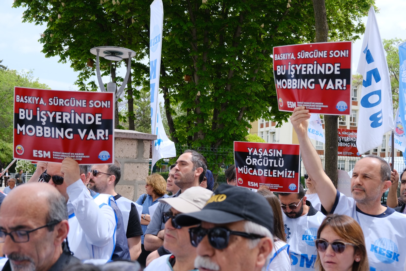 Eskişehir’de Dsi̇ Önünde Açıklama “Uygulama Resmiyette Tayin, Gerçekte Sürgün” (1)
