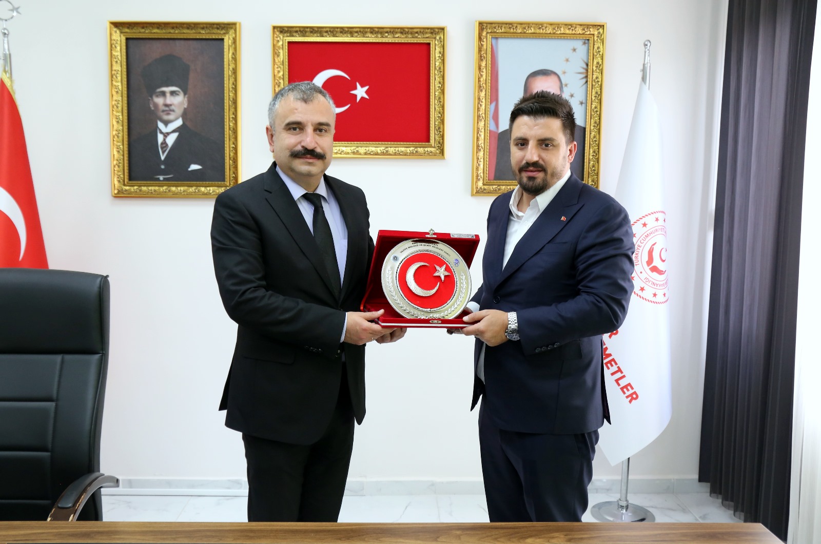 Eskişehir'de Şehit Aileleri Ve Gazilere Yönelik Hizmetler Için Bir Araya Gelindi (2)