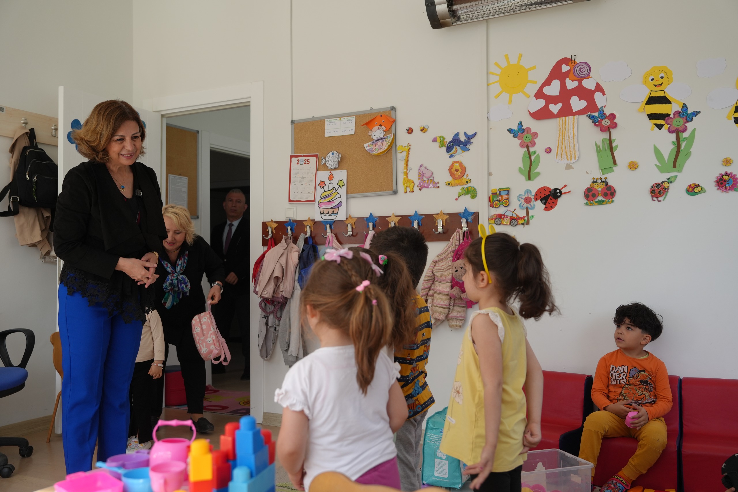“Esmek Hemşehri̇leri̇mi̇zi̇n Hayatina Dokunuyor” (4)
