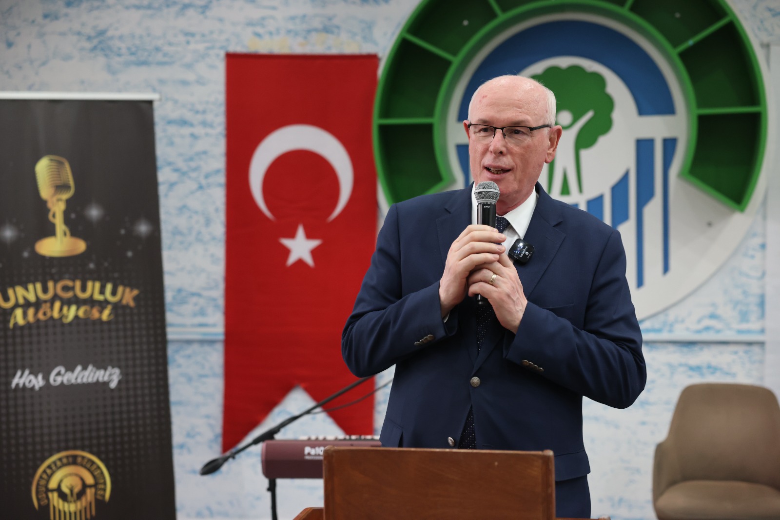 Odunpazarı Belediyesi Sunuculuk Atölyesi’nden Mezuniyet Coşkusu (7)