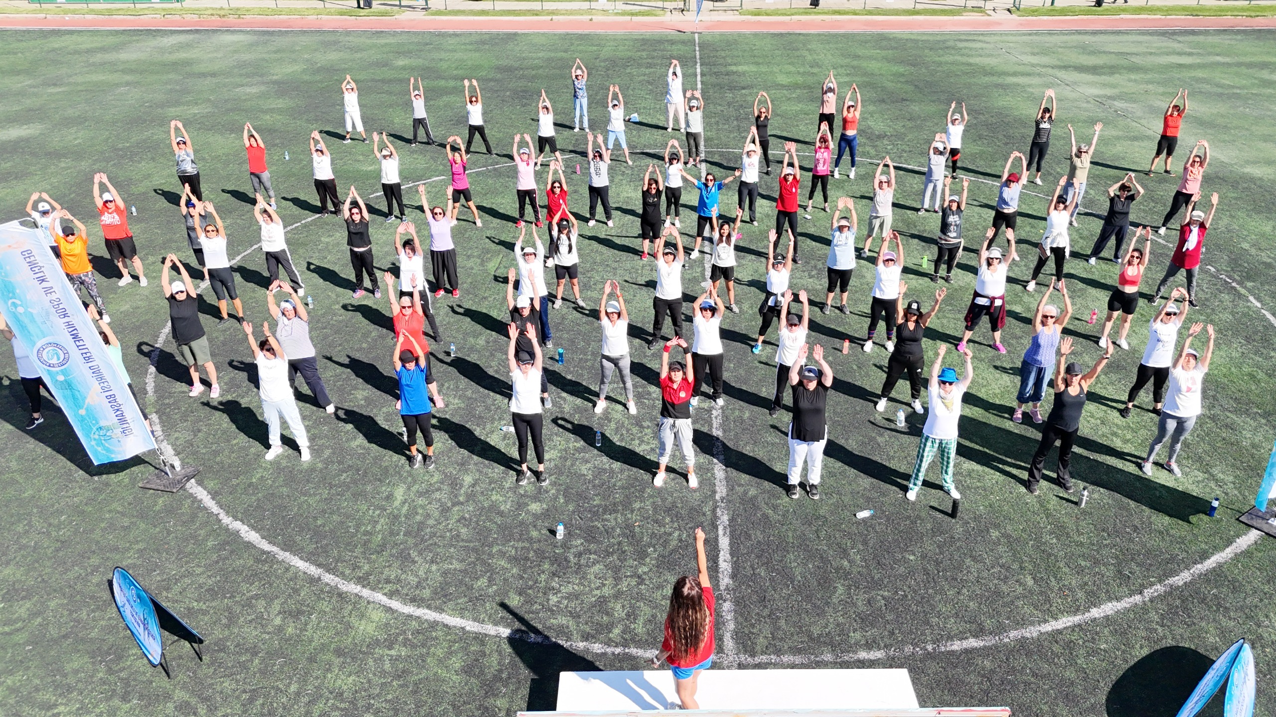 Sağlik İçi̇n Parklarda Spor 26 Mayis Günü Başliyor (1)