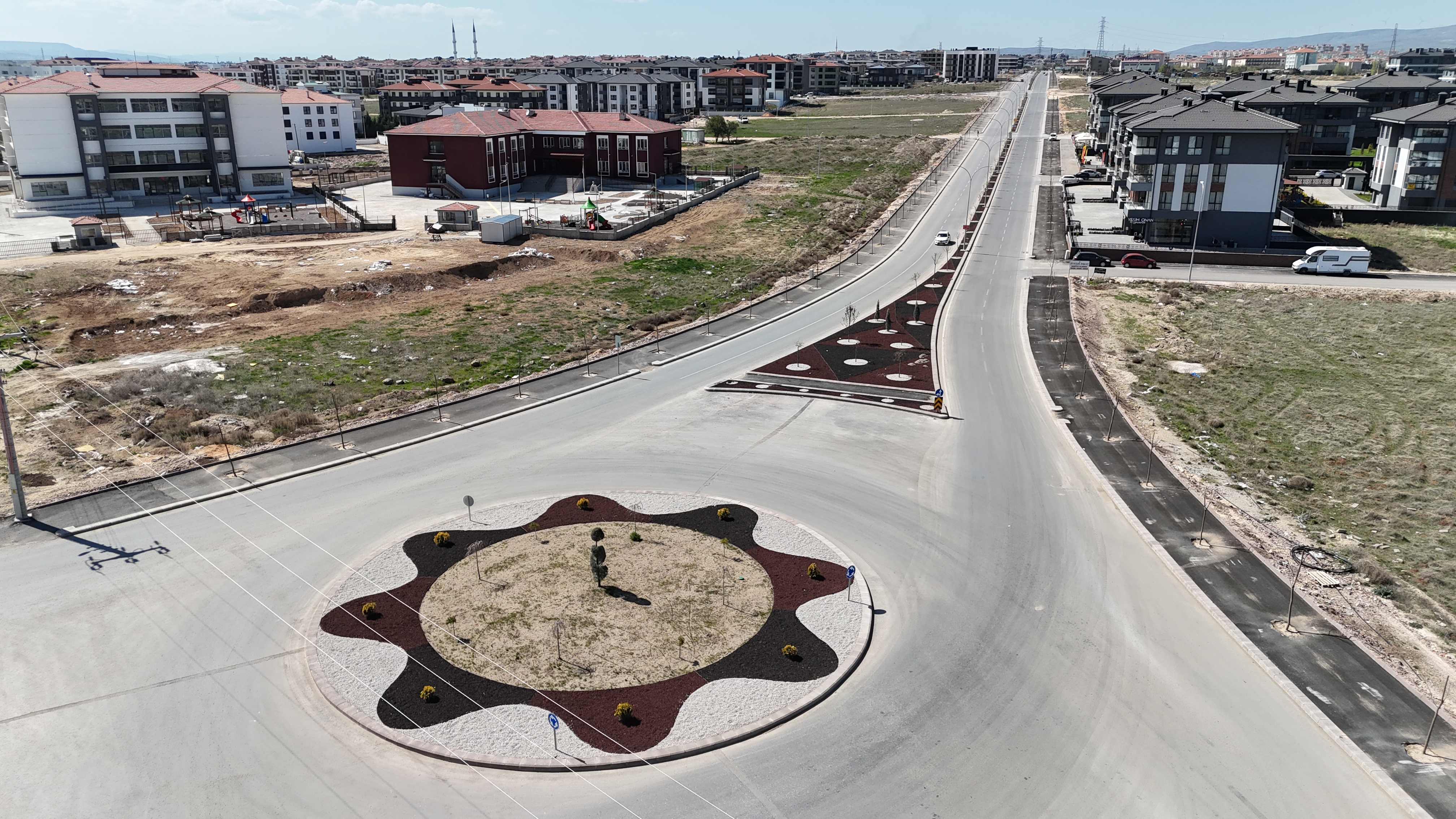 Yeni̇ Bulvarlar Trafi̇ğe Nefes Oldu (5)