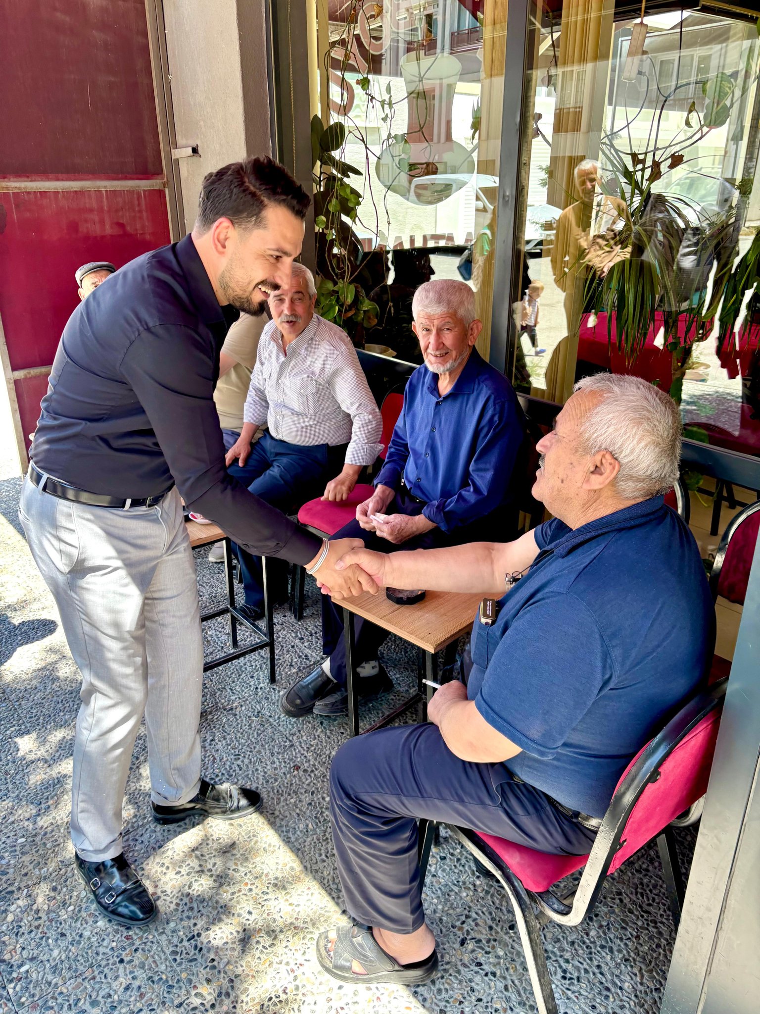 Ak Parti Eskişehir Tepebaşı İlçe Başkanı Kaya, Esnaf Ve Vatandaşlarla Buluştu (1)