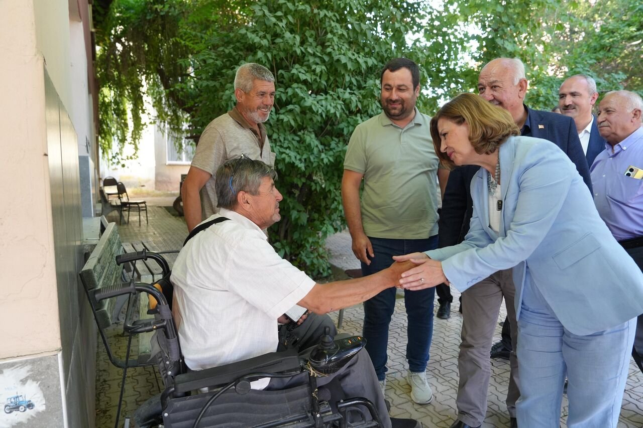 Başkan Ünlüce'den Alpu Çikarmasi (16)