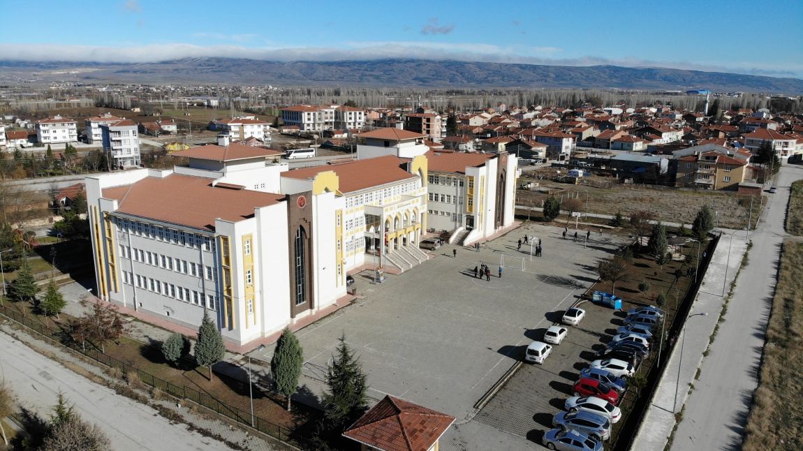 Cemal Müntaz Sosyal Bilimler Lisesi