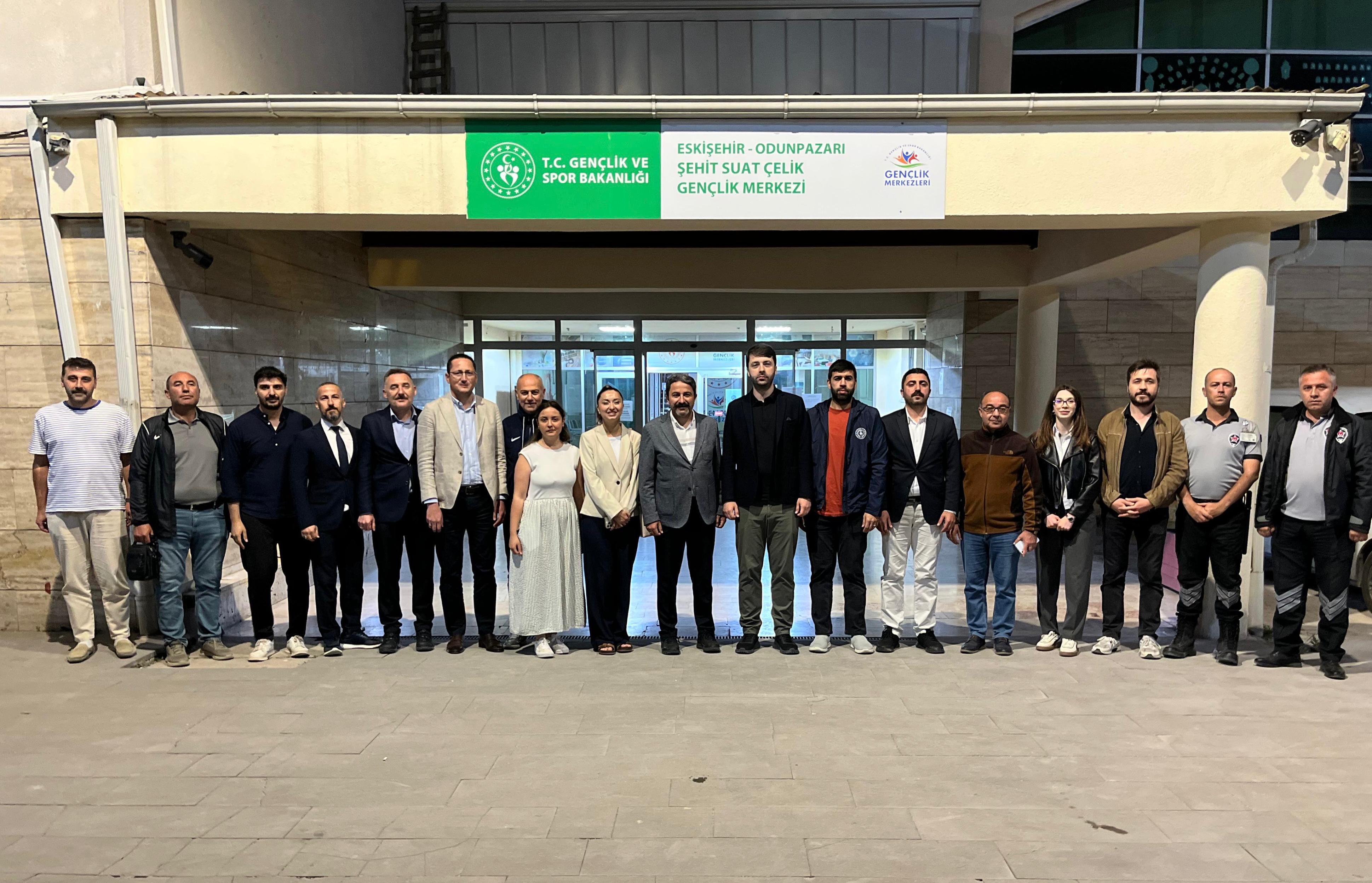Gençlik Ve Spor Bakanlığı Yetkilileri Eskişehir'de Incelemelerde Bulundu (1)