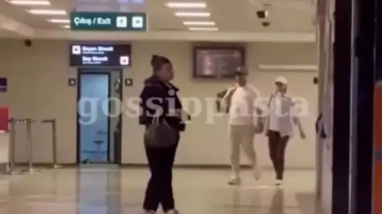 Gündeme Bomba Gibi Düştüler Ece Erken Ve Sinan Akçıl El Ele Görüntülendi!