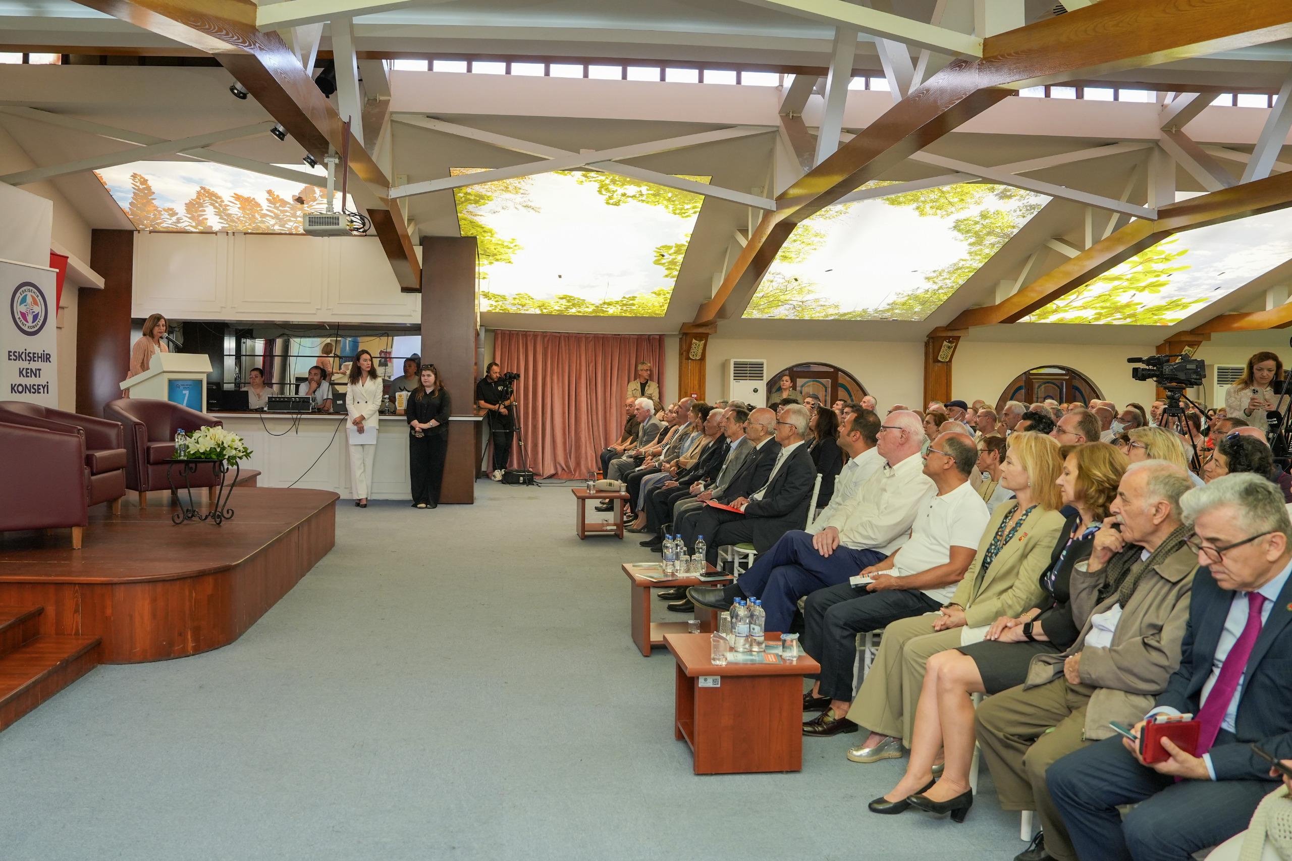 “Kentleri̇n Hakkini En İyi̇ Beledi̇yeler Korur” (2)