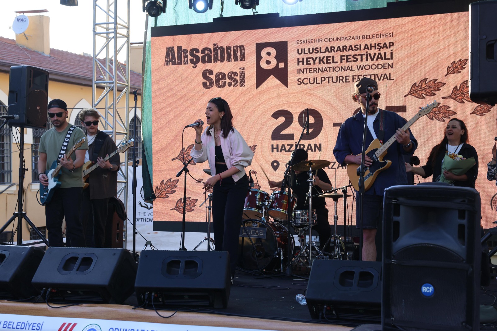 Odunpazarı’nda Ahşabın Sesi Yükseliyor 8. Uluslararası Ahşap Heykel Festivali Başladı (16)