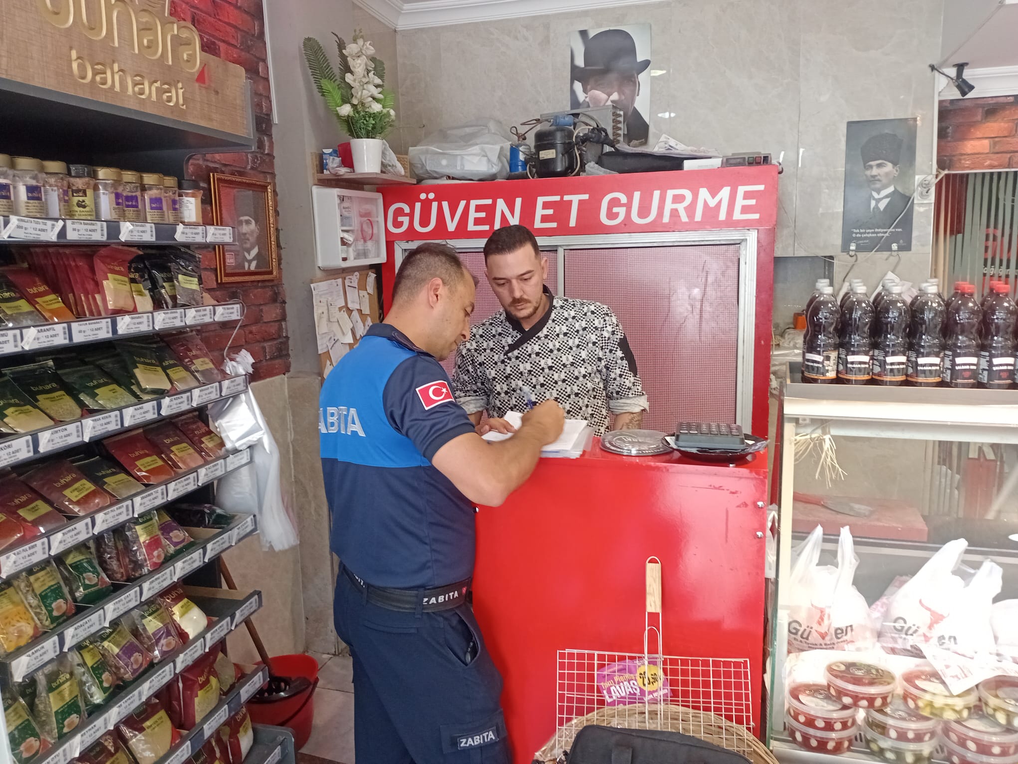 Odunpazarı’nda Bayram Öncesi Kasap Ve Şeker Denetimi (7)