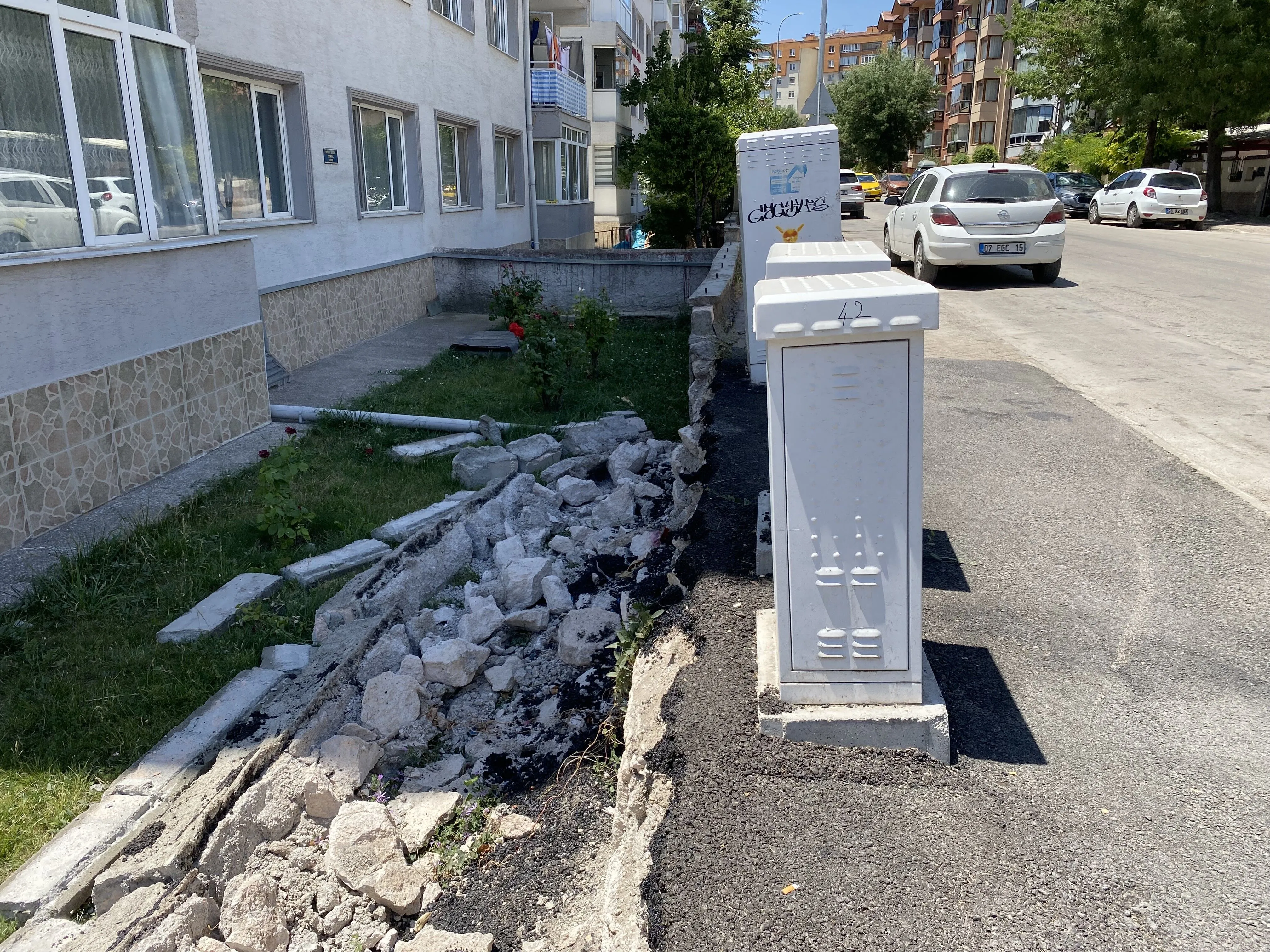 Bahçe Duvarı