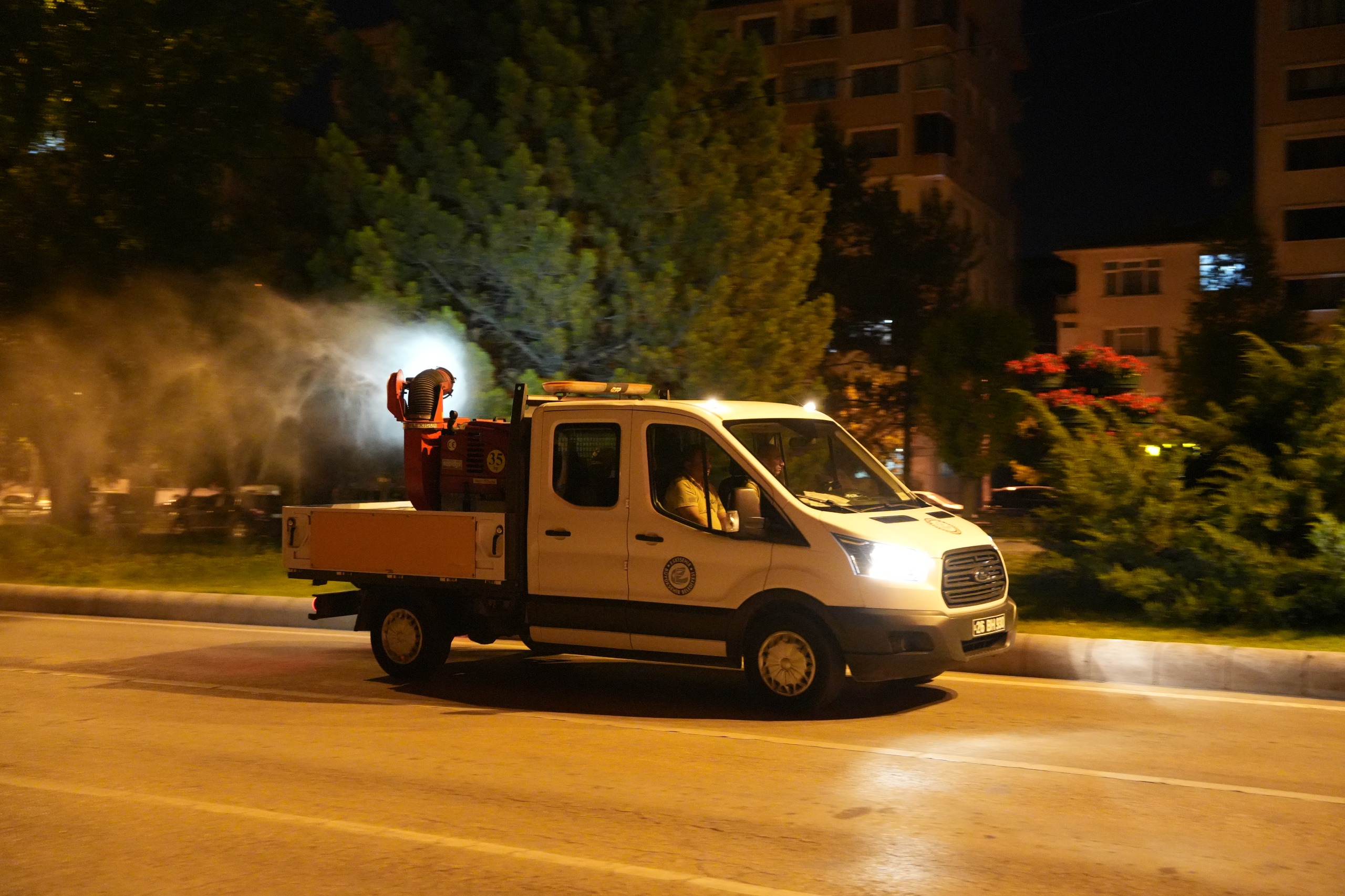 Büyükşehi̇rden Planli, Etki̇li̇ Ve Sürekli̇ Mücadele (1)