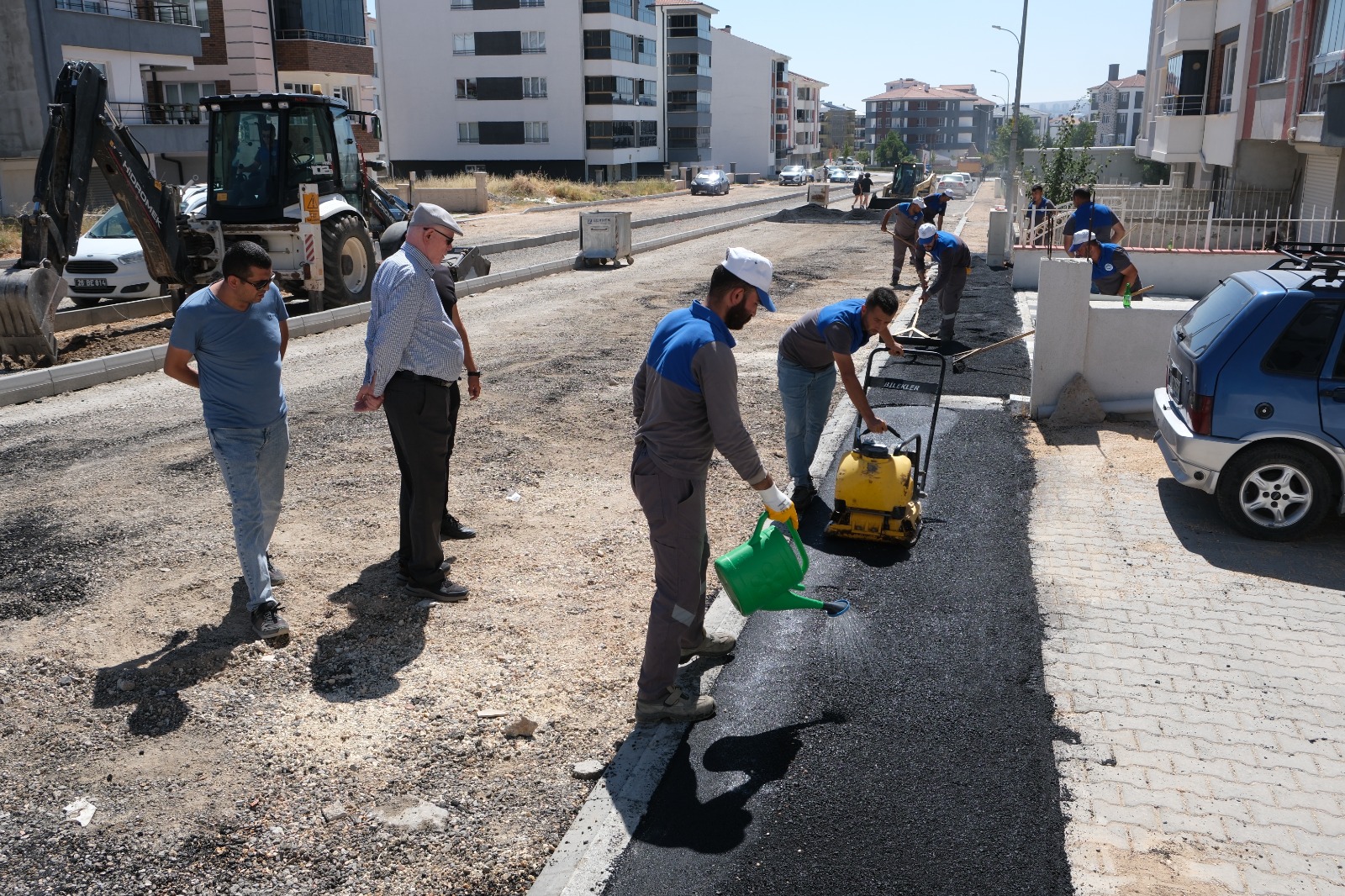 Emek’te Mahallesi’nde Asfalt Çalışması (4)