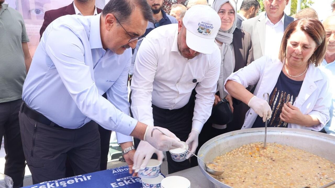 Gv Q P9Gs Xk A E6 A0T