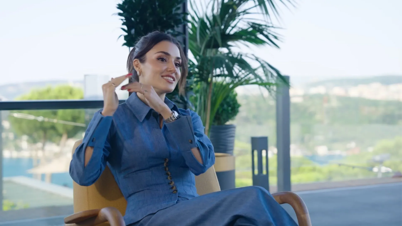 Hande Erçel-2