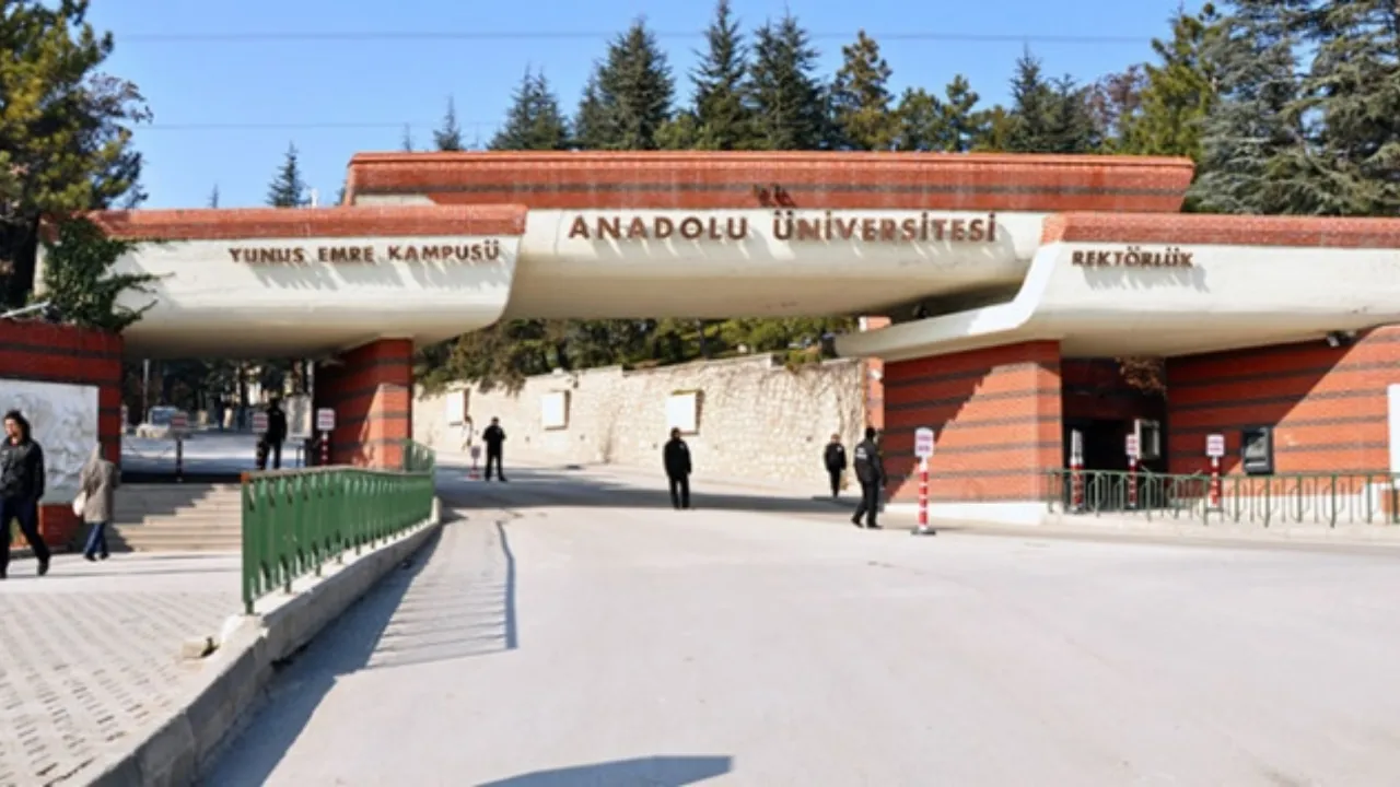 Anadolu Universitesi Onemli Bir Basariya Imza Atti