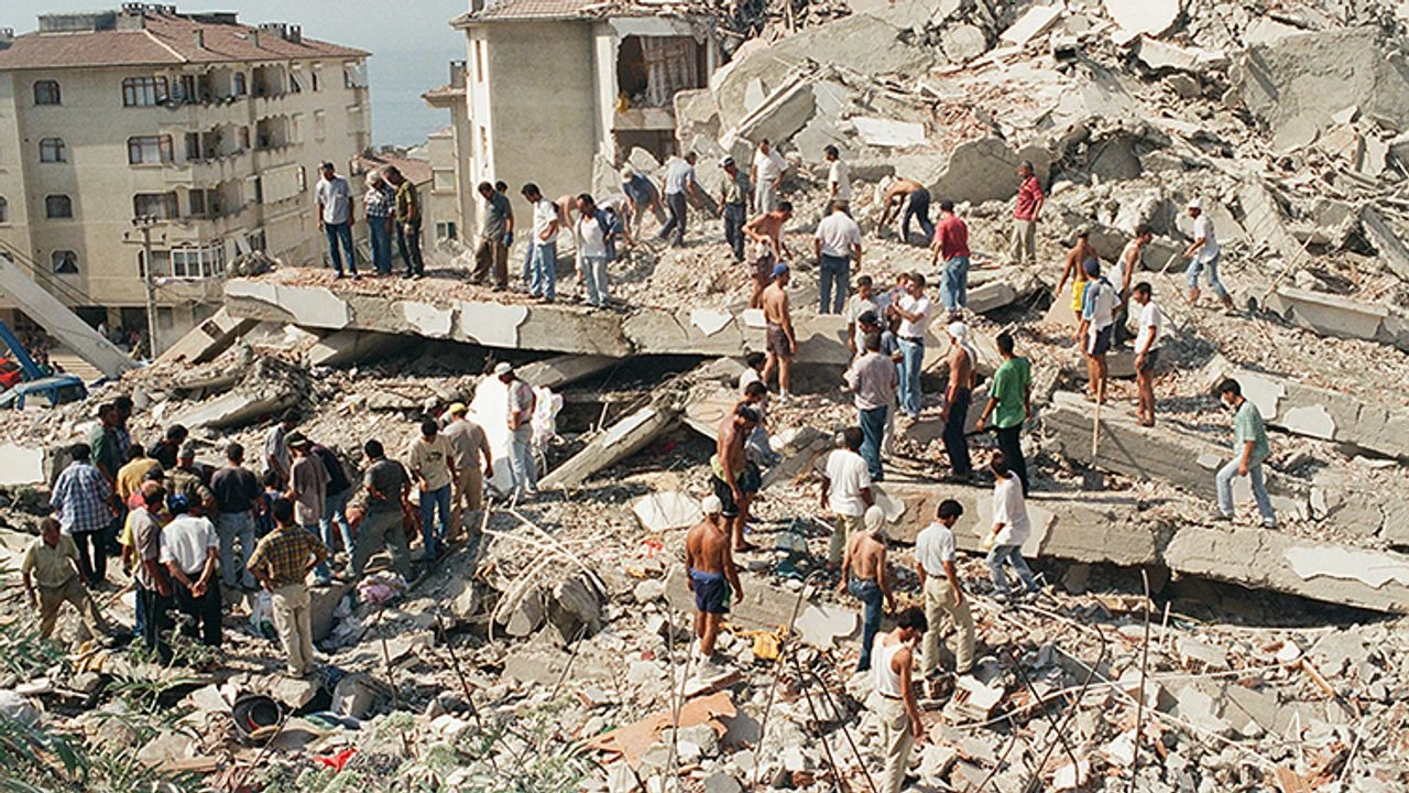 Deprem-16