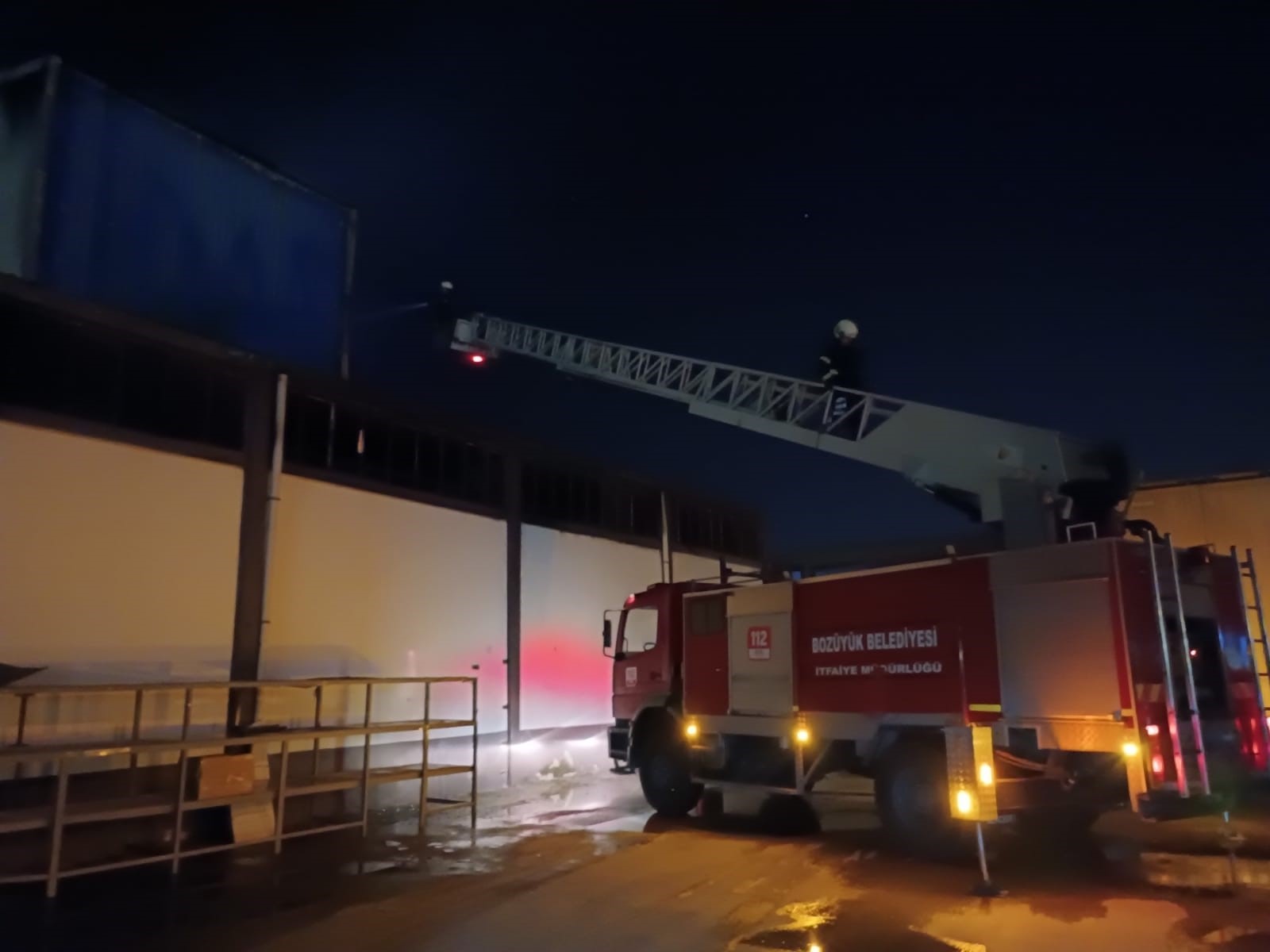 Fabrika Yangını (1)