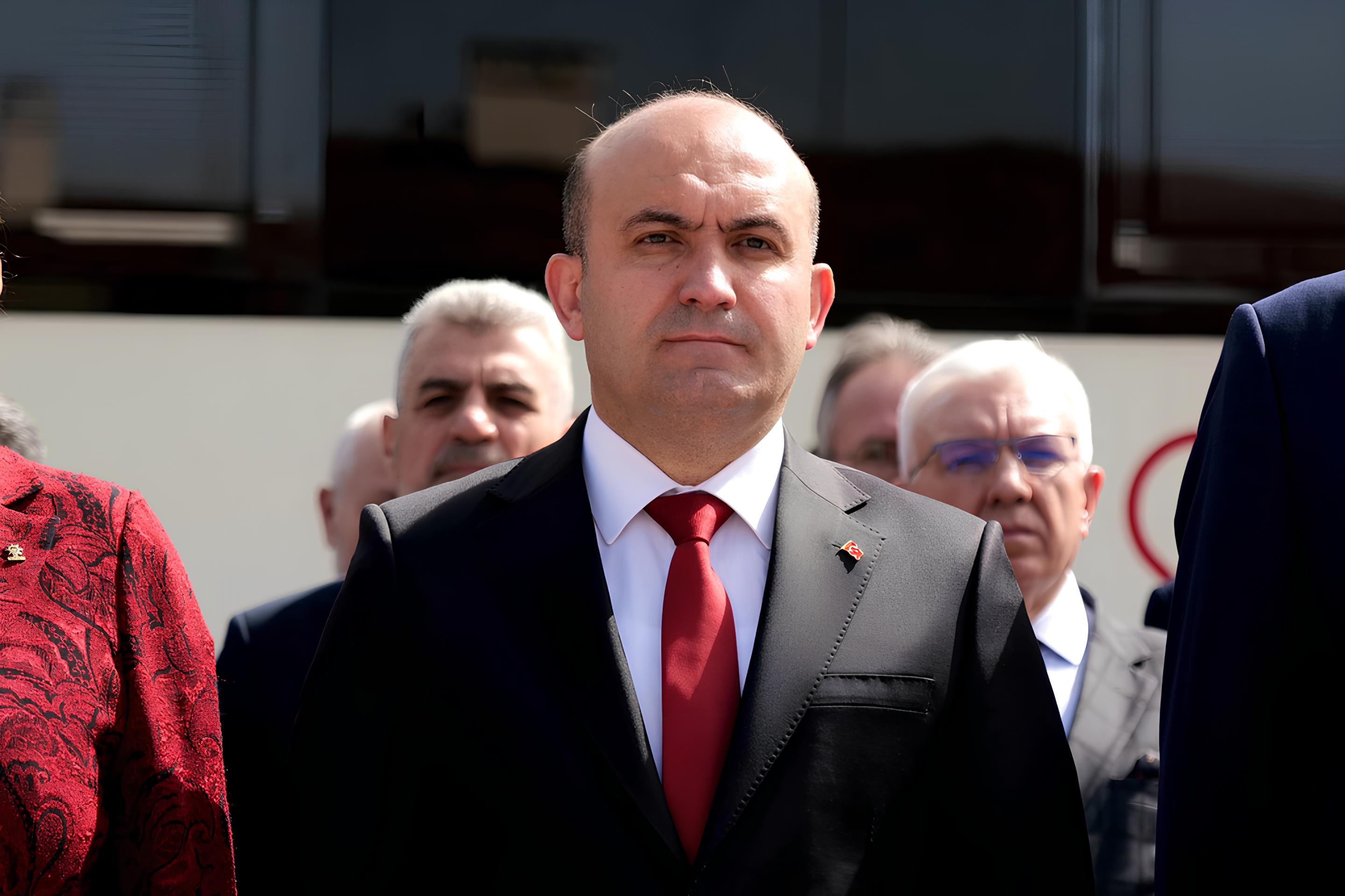 Gürhan Albayrak (4)