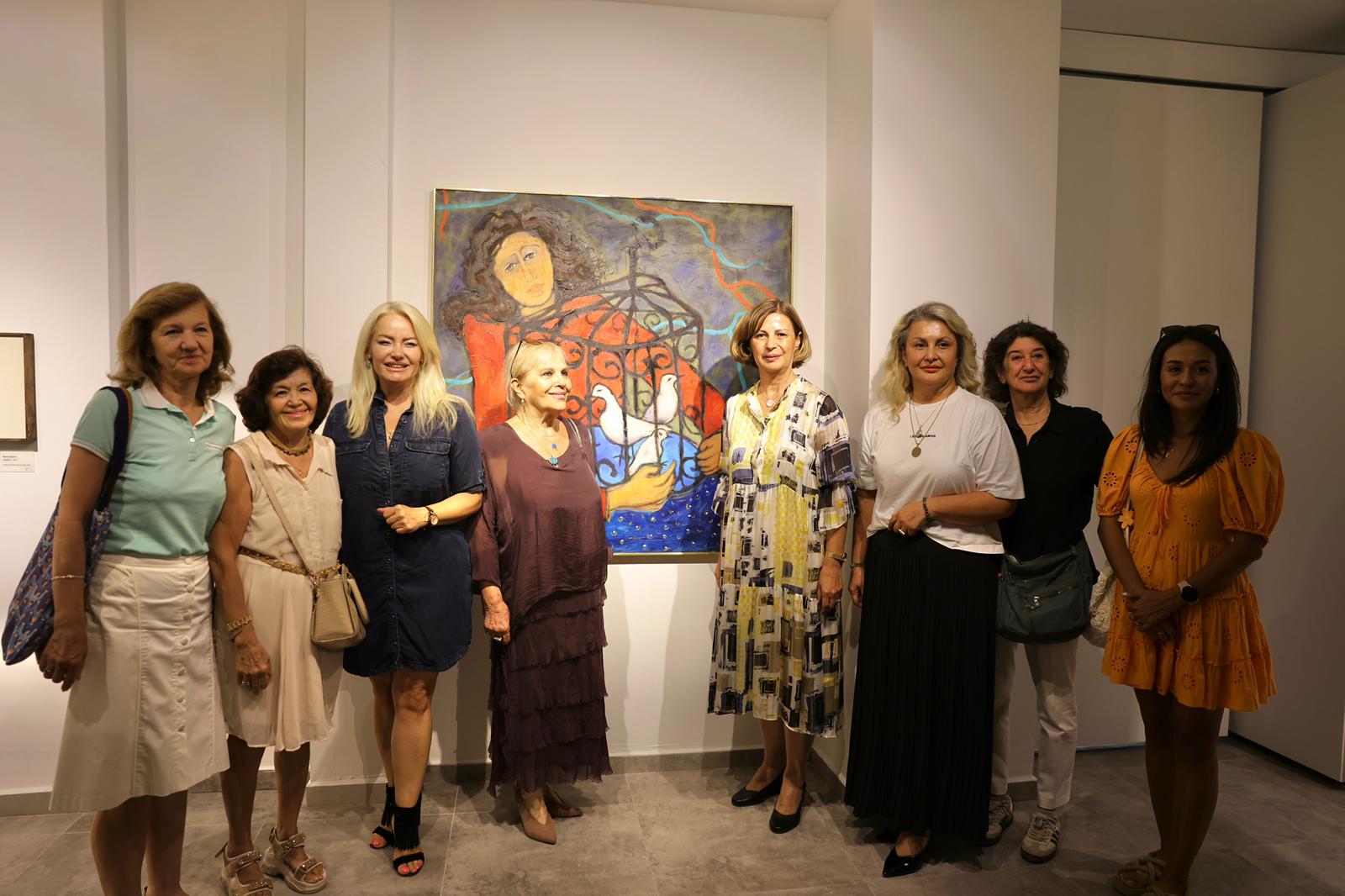 “Kesi̇şen İzler” Sergi̇si̇ Sanat Sokaği’nda Açildi (4)