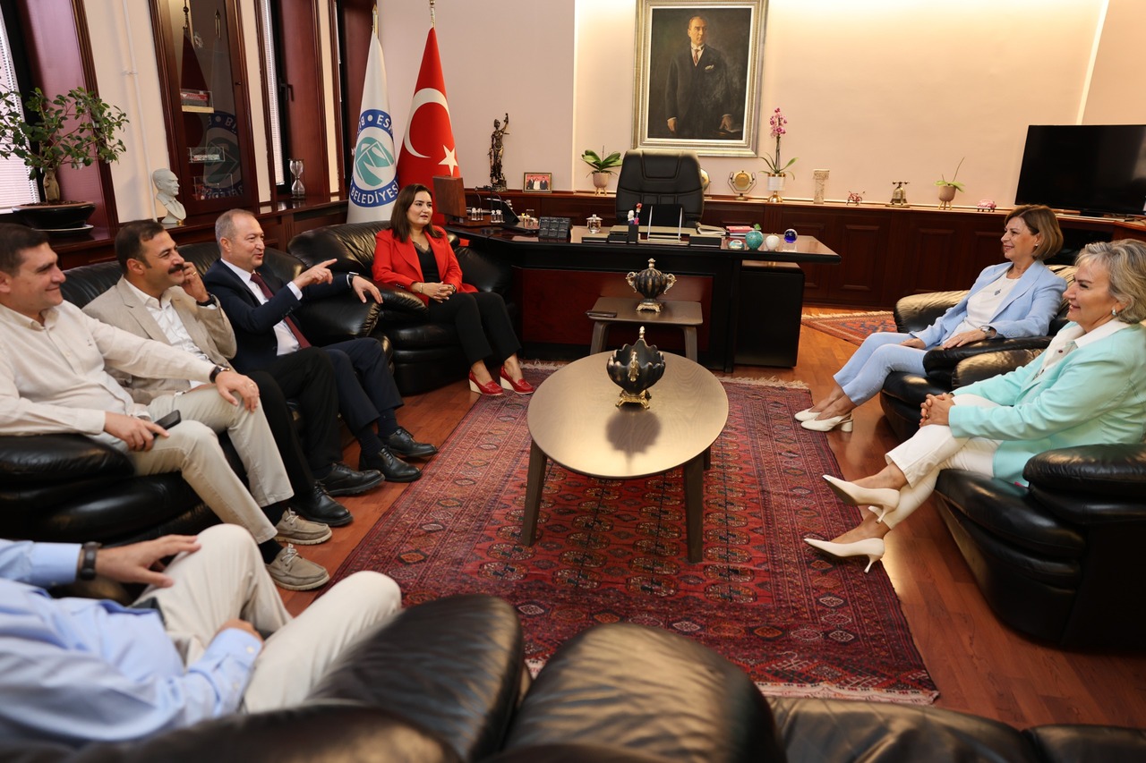 Mi̇lletveki̇lleri̇nden Başkan Ünlüc