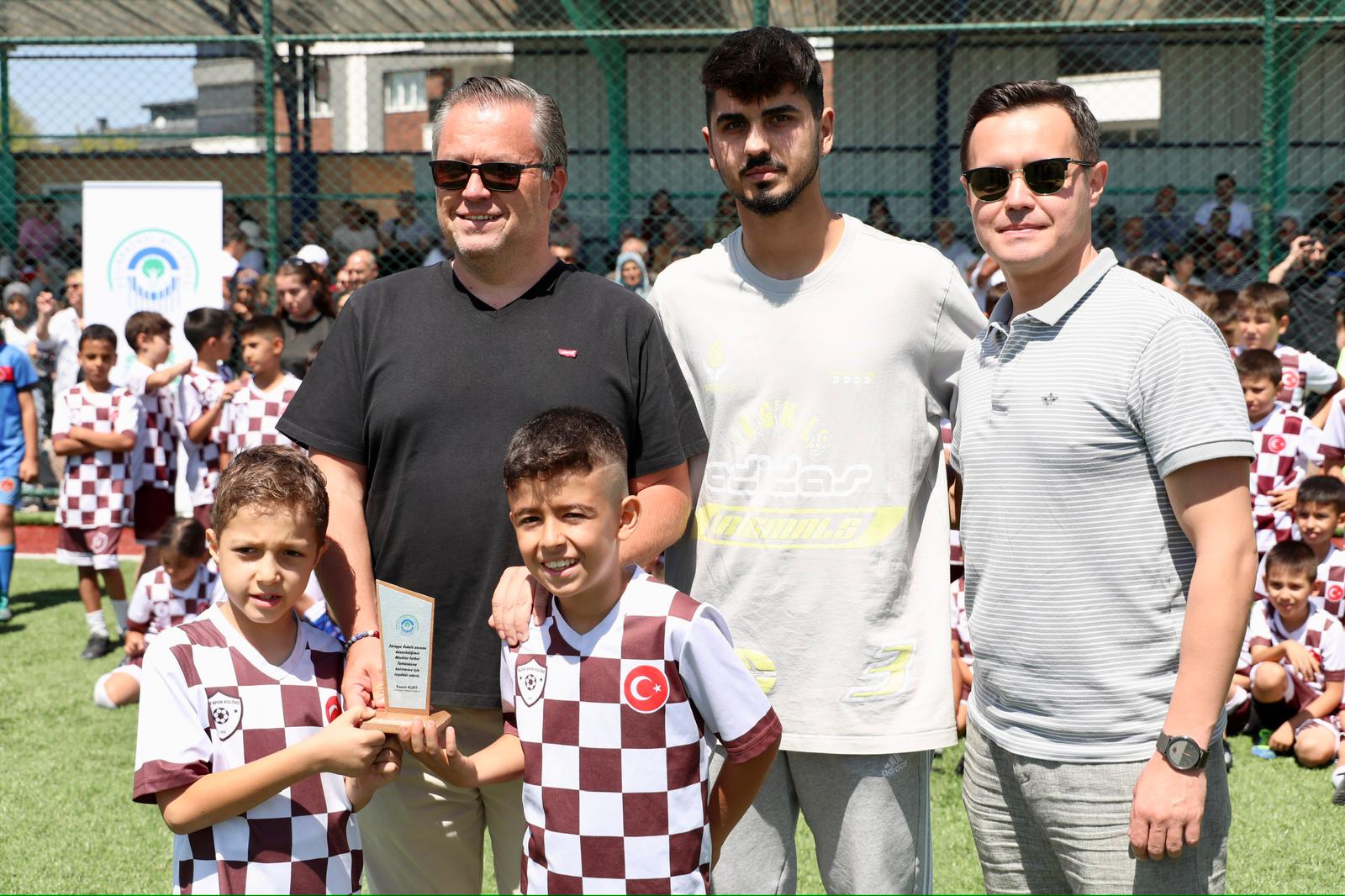 Odunpazarı Belediyesi’nden Süreyya Özkefe Anısına Minikler Futbol Turnuvası (13)