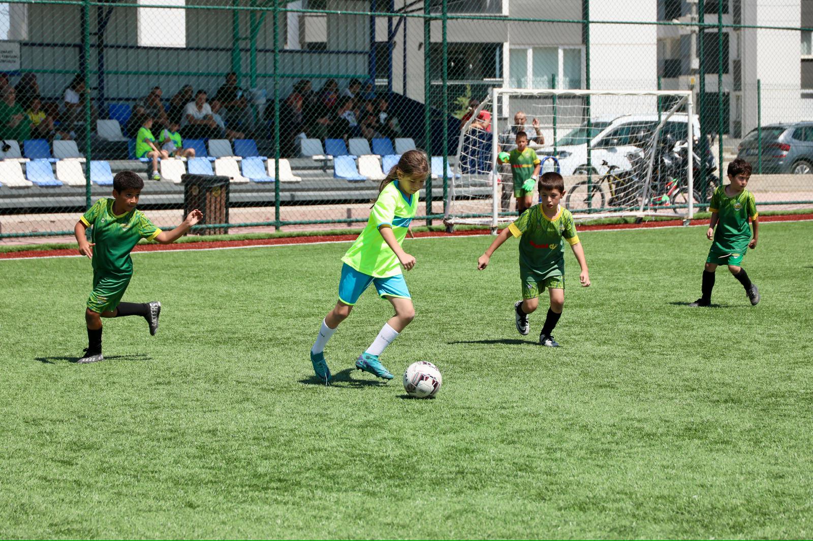 Odunpazarı Belediyesi’nden Süreyya Özkefe Anısına Minikler Futbol Turnuvası (6)