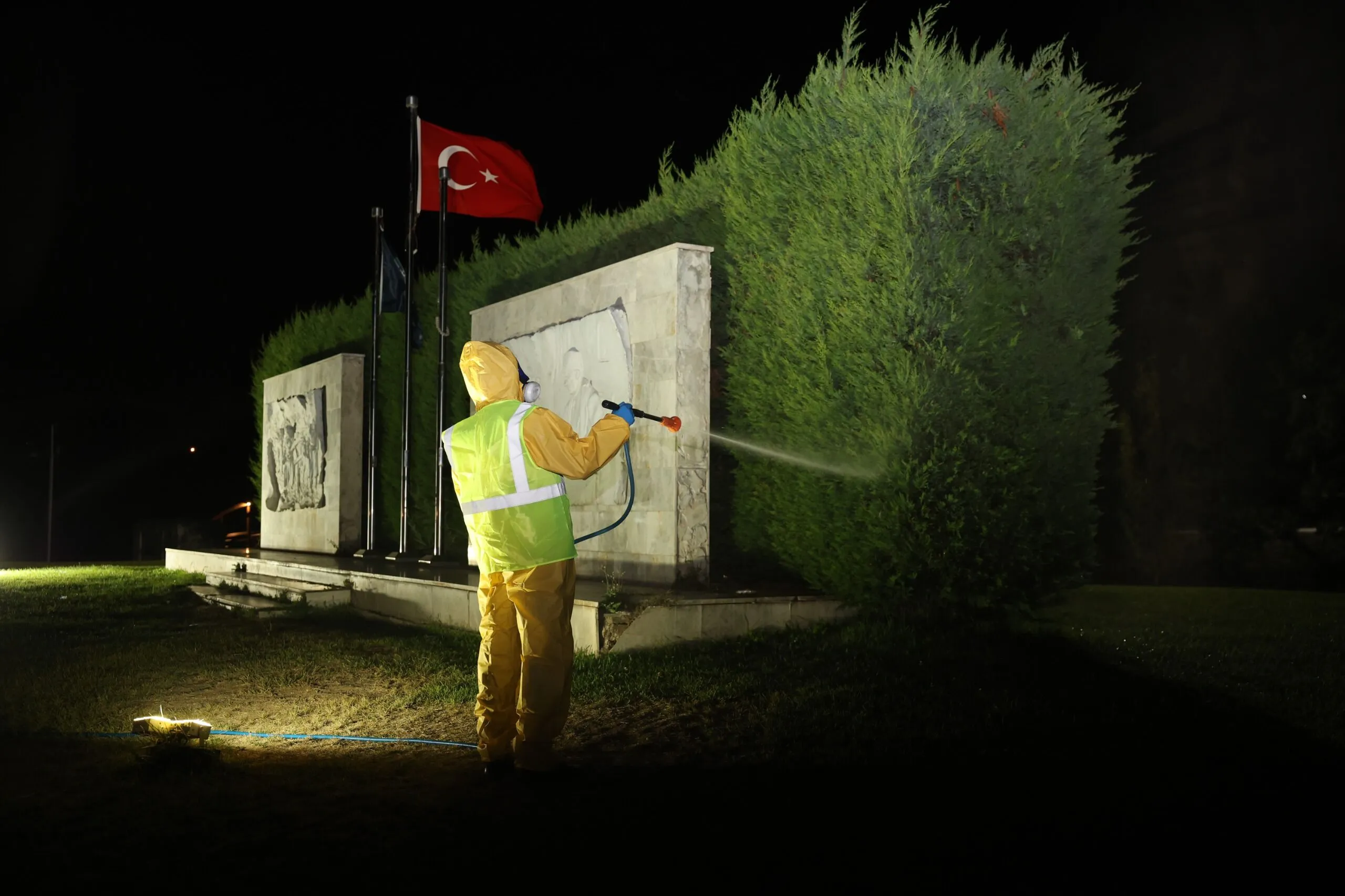 Yesil Alanlar Icin Gece Ilaclamalari Devam Ediyor 2