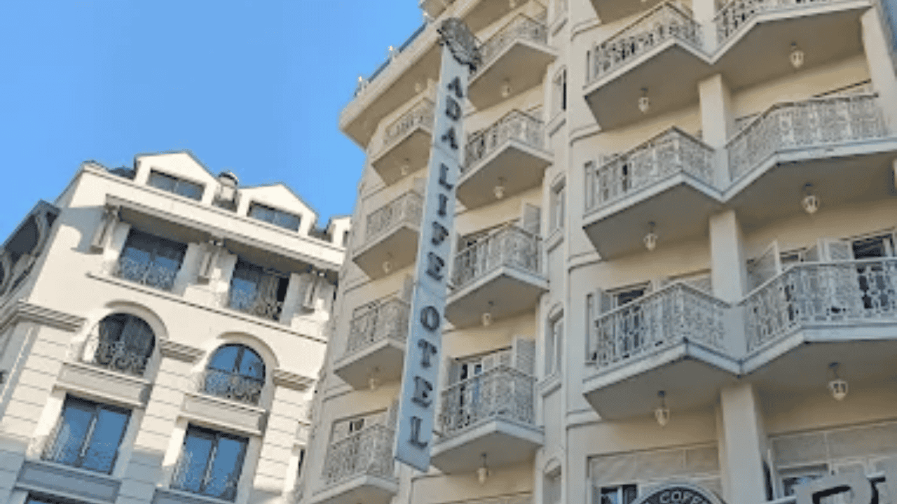 Ada Life Hotel