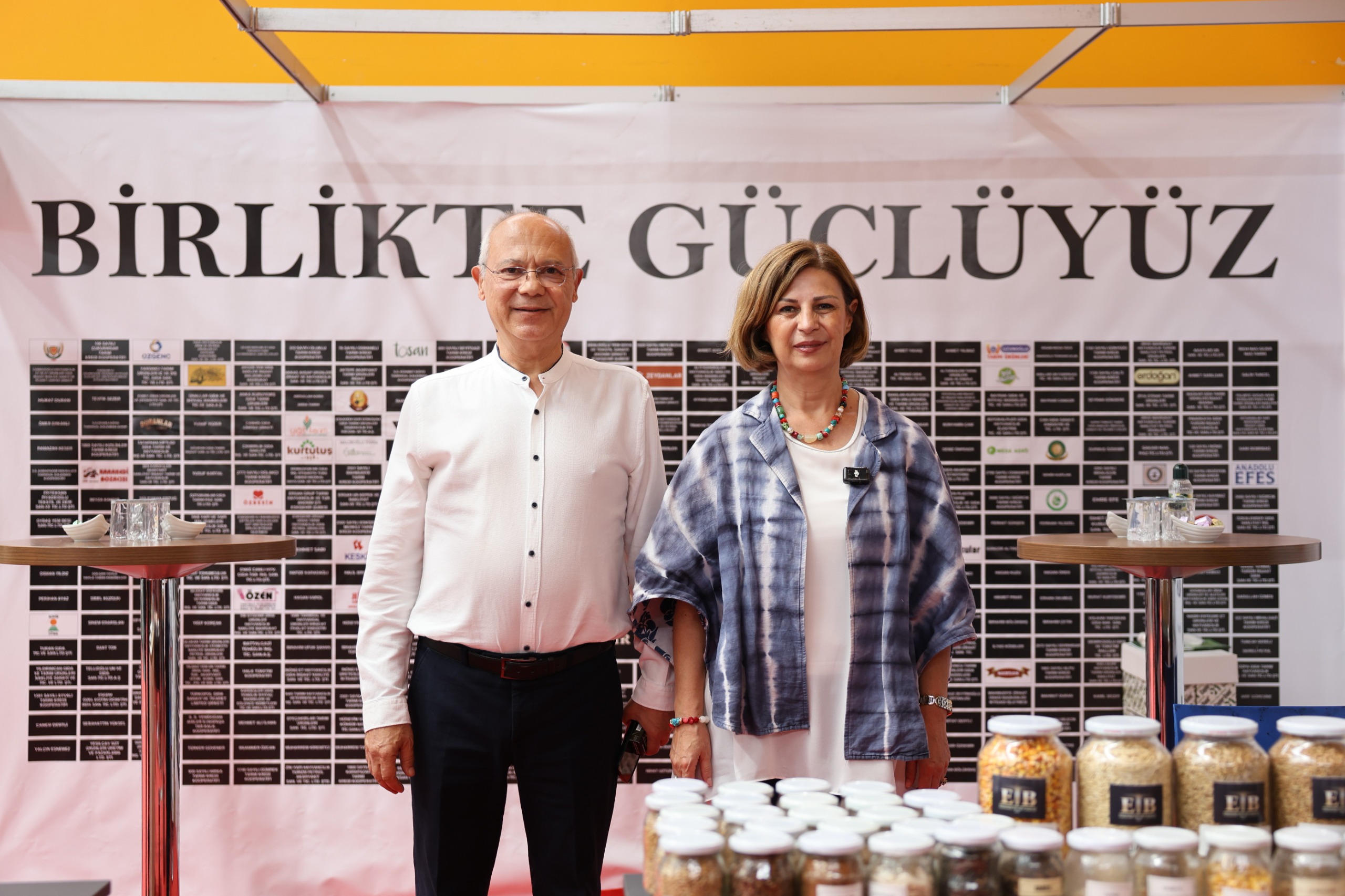 Başkan Ünlüce Tarim Fuarini Zi̇yaret Etti̇ (2)