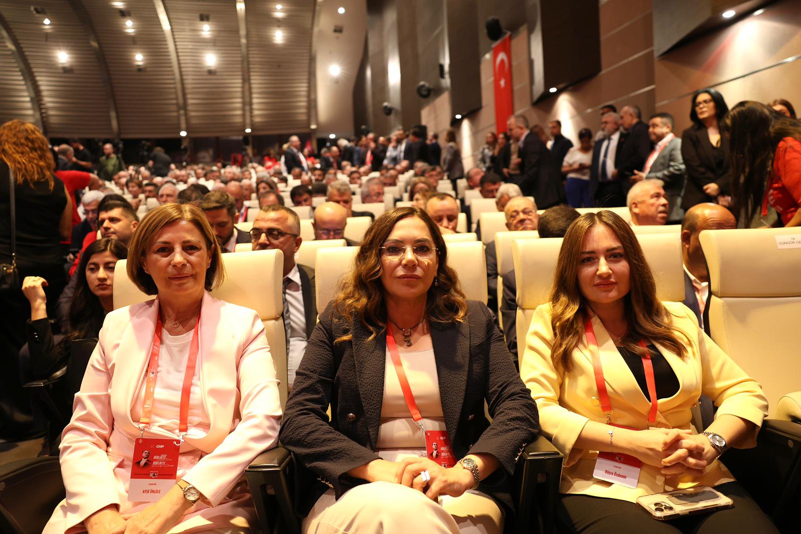 Geleceği̇ Omuz Omuza İnşa Edeceği̇z (3)