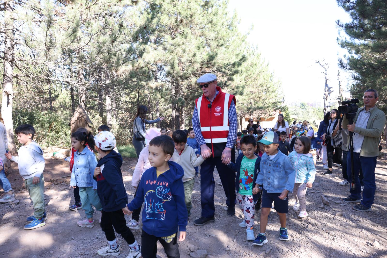 Kent Ormanı Miniklerin Neşesiyle Şenlendi (6)