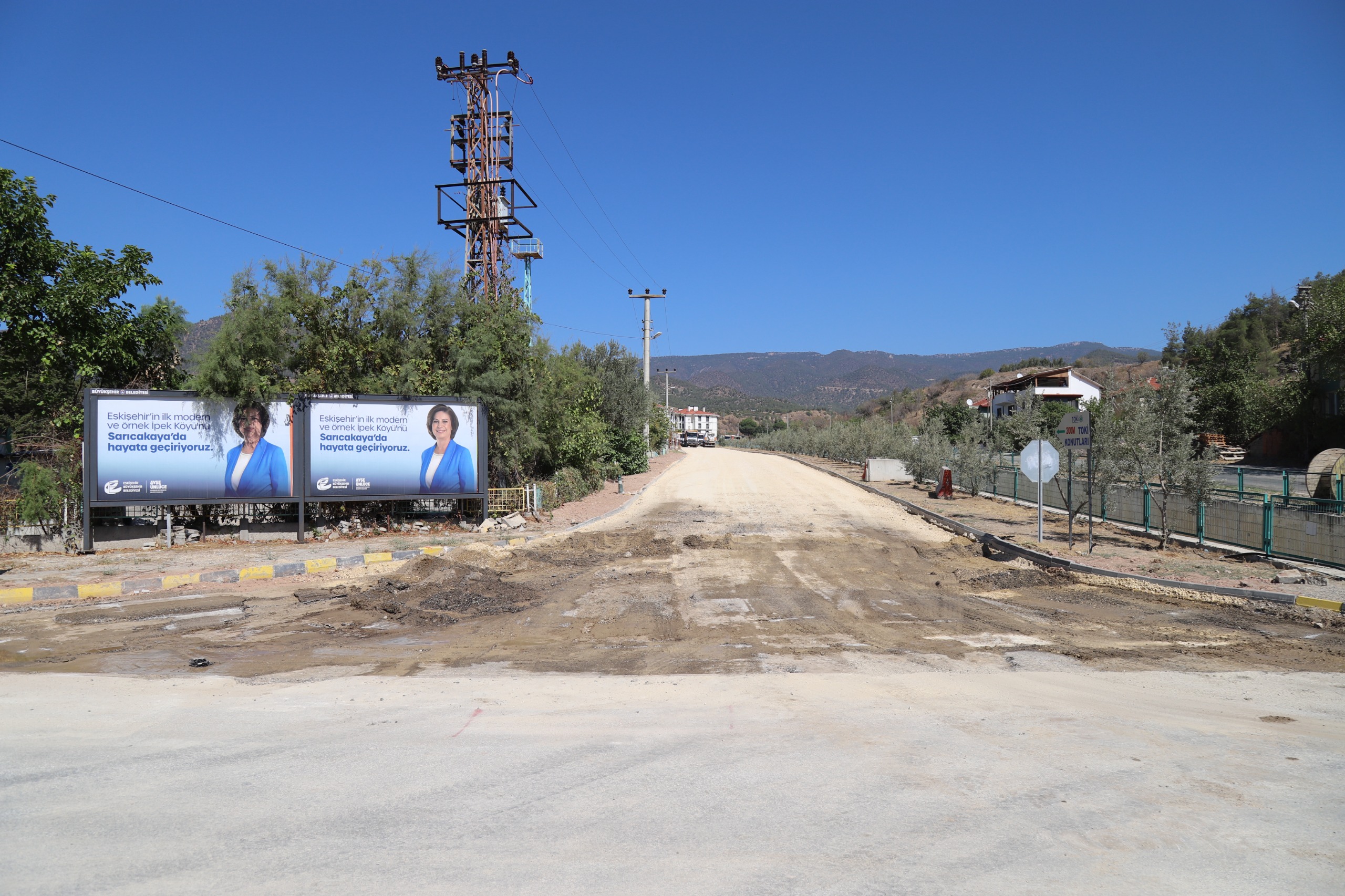 Saricakaya'da Yol Konforu Artiyor (7)
