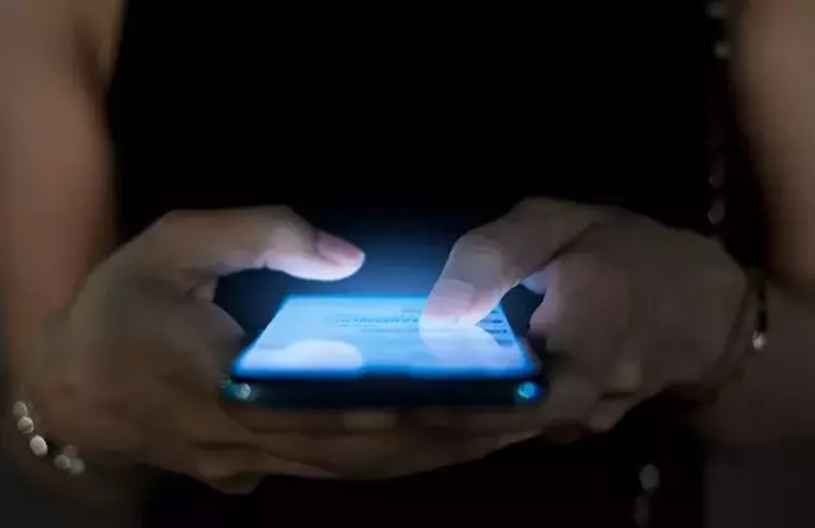 Telefon 6-8