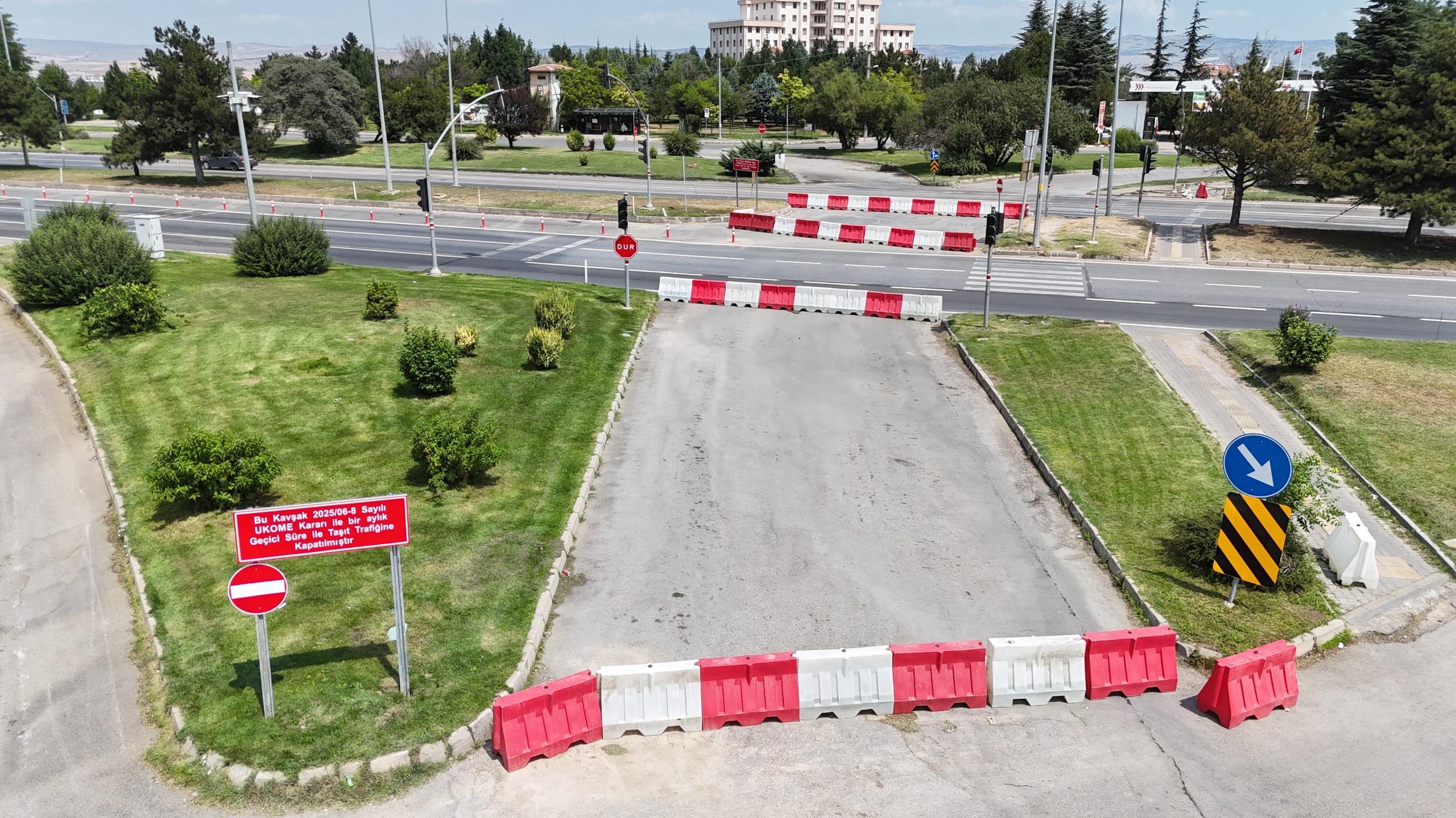 Tepebaşi Kavşaği 18 Eki̇m’e Kadar Kapali (2)