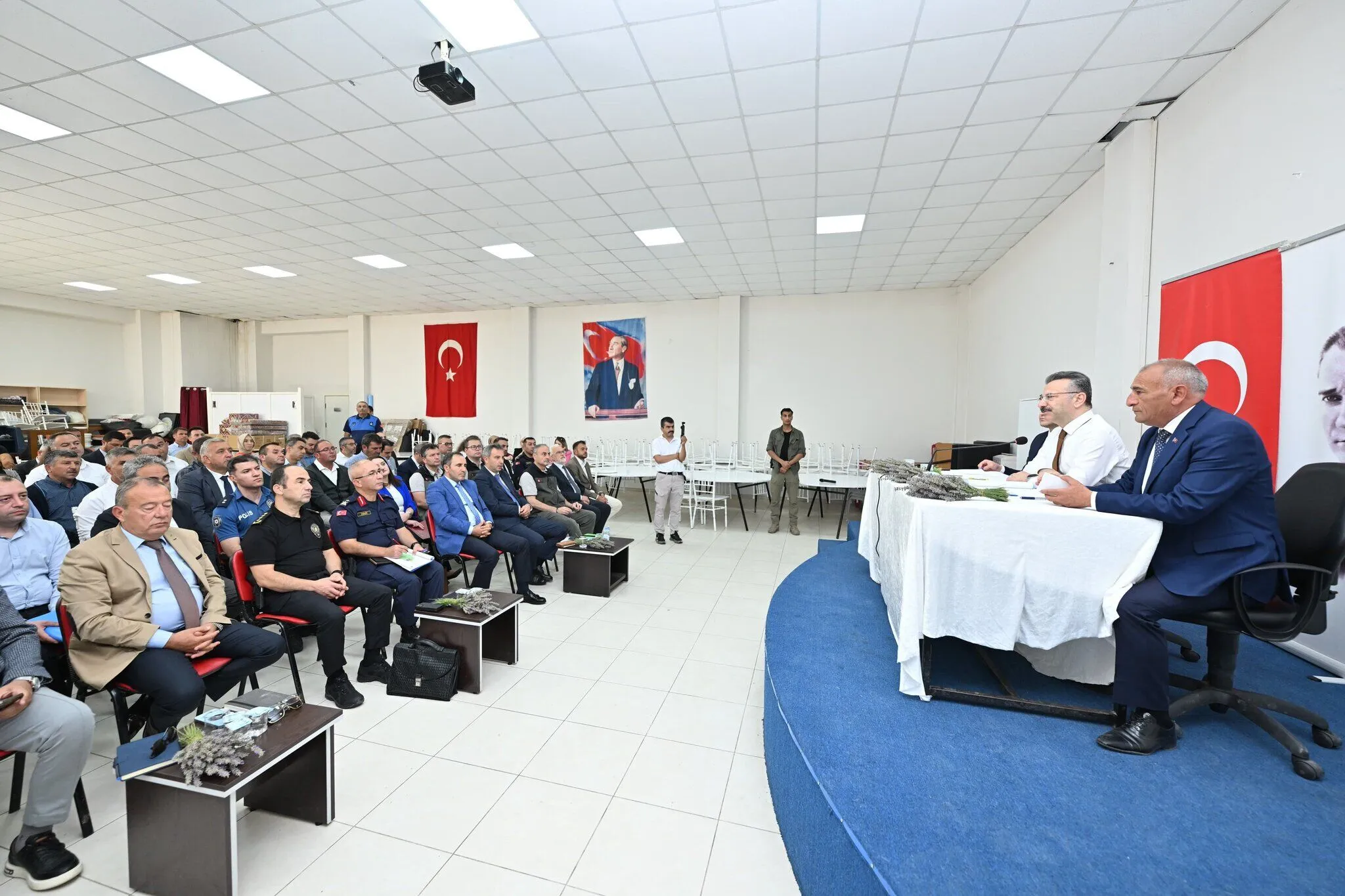 Vali Aksoy Muhtarlarjpeg 1