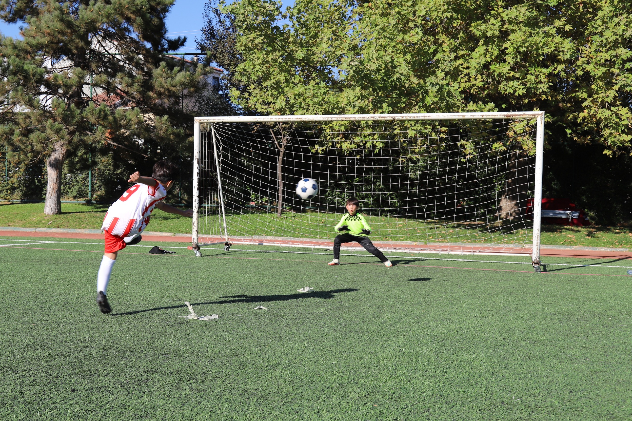 “Zaferden Kurtuluşa Mi̇ni̇ Mi̇ni̇kler Futbol Şenli̇ği̇” Coşkuyla Tamamlandi (8)