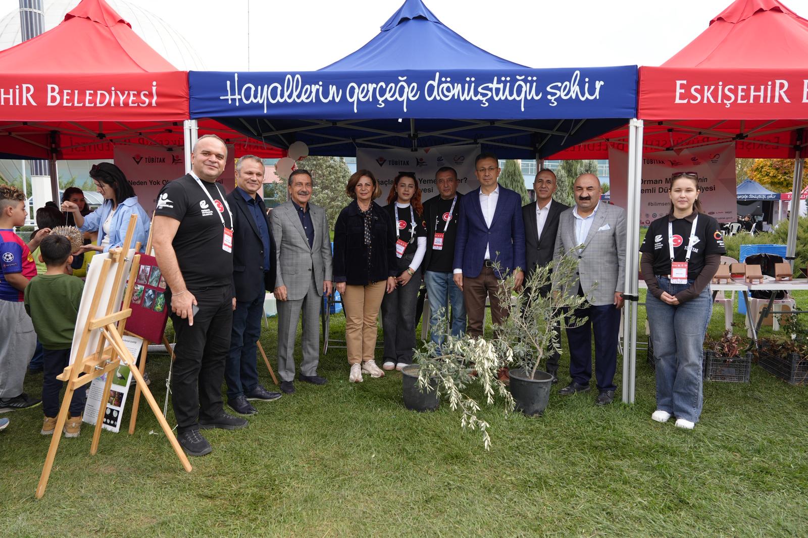 “Bi̇li̇mi̇n Işiğinda Emi̇n Adimlarla İlerli̇yoruz” (15)